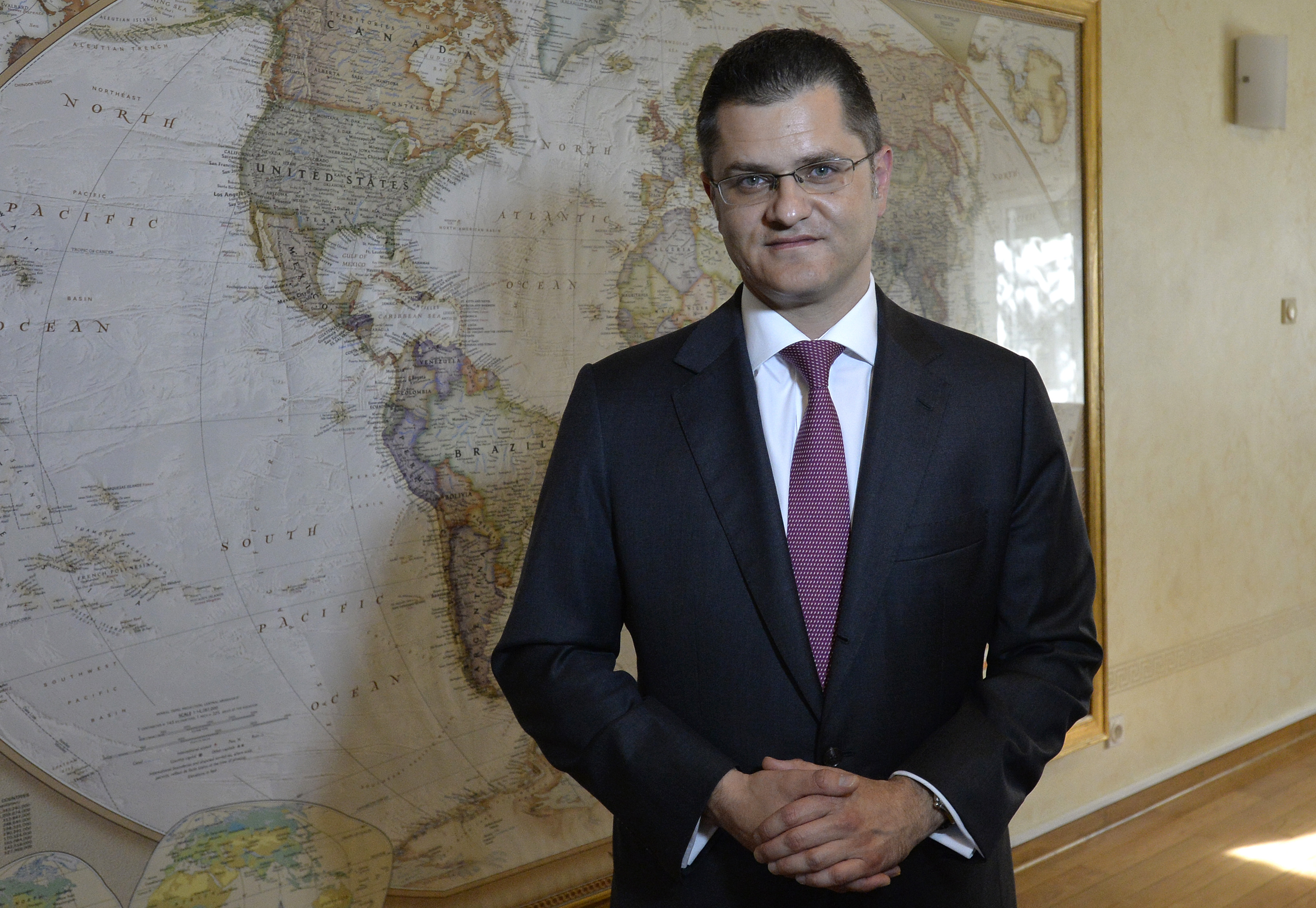 Beograd, 31. maja 2020. - ARHIVSKA FOTOGRAFIJA OD 12.04.2016. - Lideri Narodne stranke i Demokratske stranke Vuk Jeremic i Zoran Lutovac pozivali su danas na Vracaru gradjane da ne izlaze na izbore 21. juna.  FOTO TANJUG / ZORAN ZESTIC / an