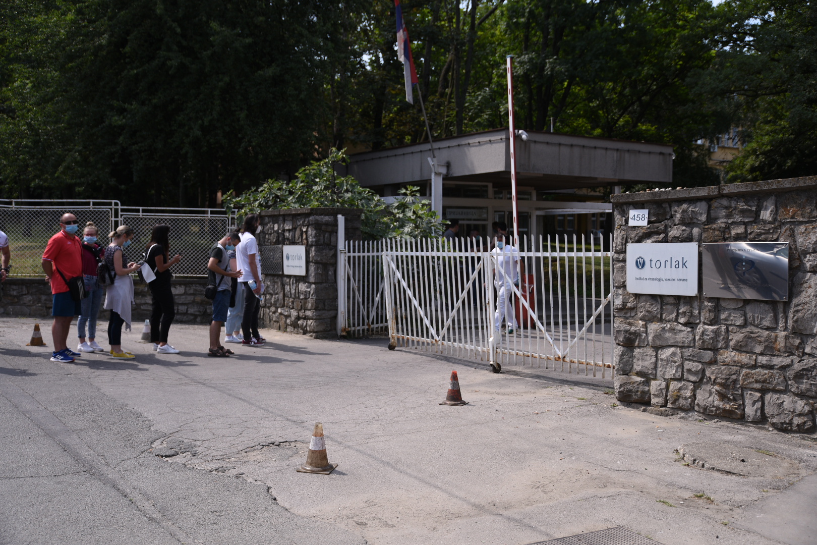 Beograd, 15. jul 2020. Torlak, gužva, redovi, gužve za testiranje, koronavirus Foto: Dragan Mujan/Nova.rs