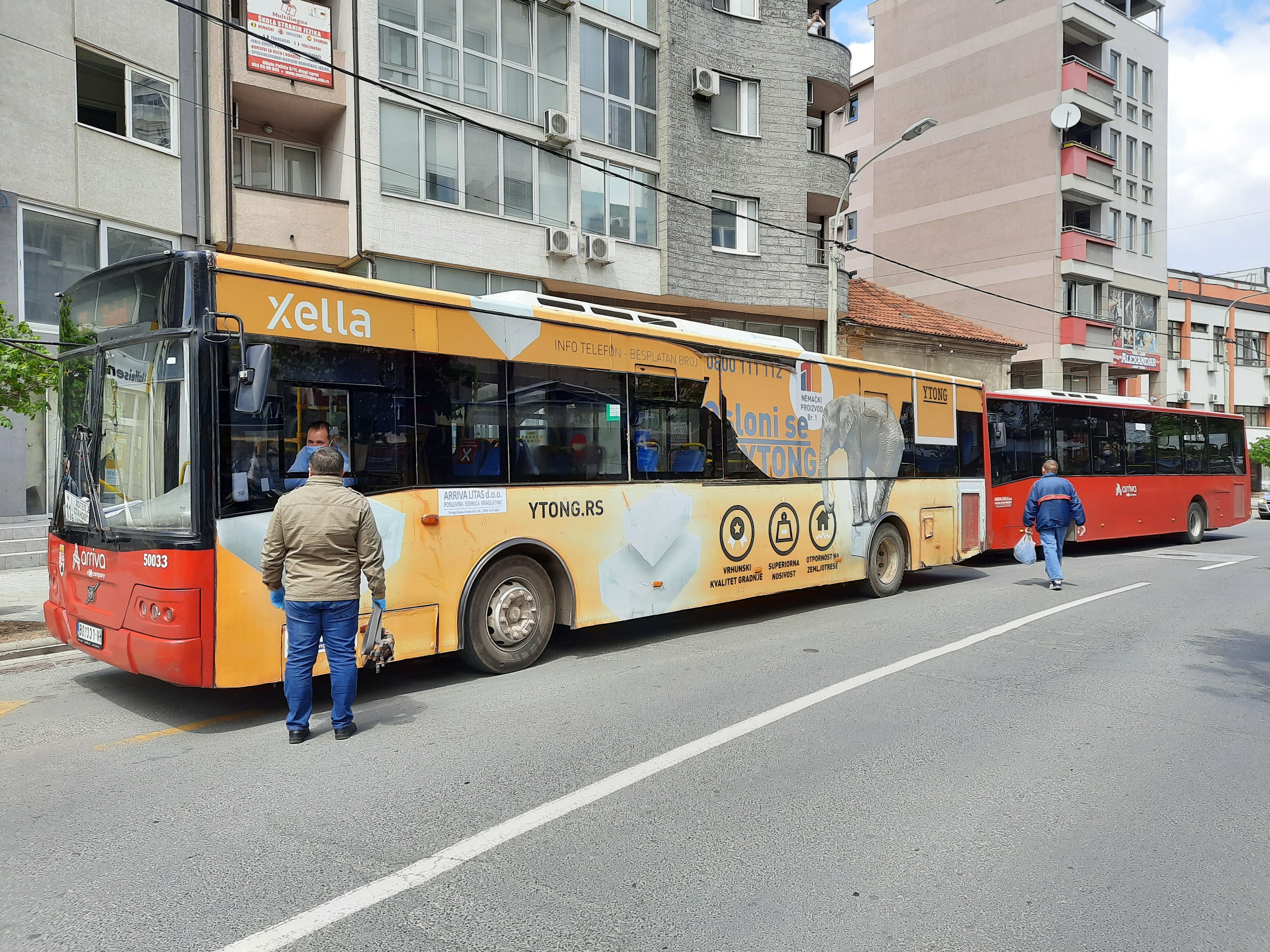 autobusi