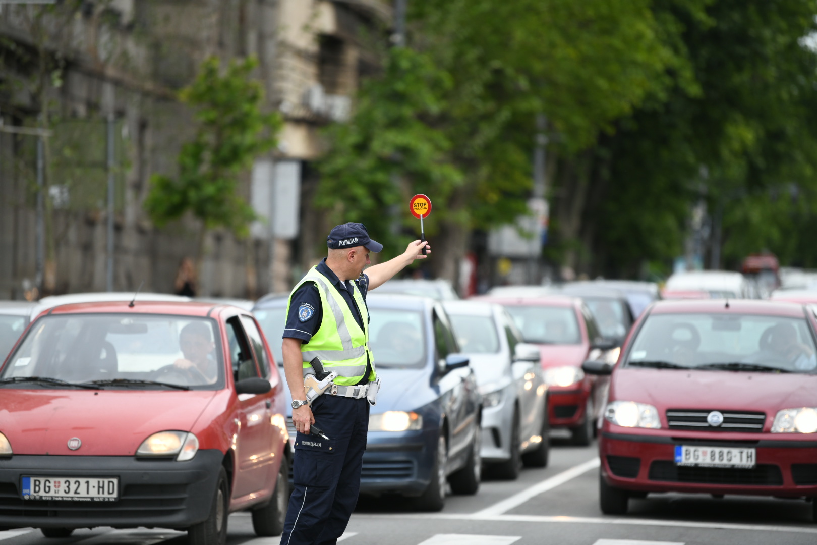 Beograd 05.06.2020. Skup ispred Skupstine Srbije penzioneri protest saobracajna guzva, saobracaj, policija Foto:Vesna Lalić/Nova.rs