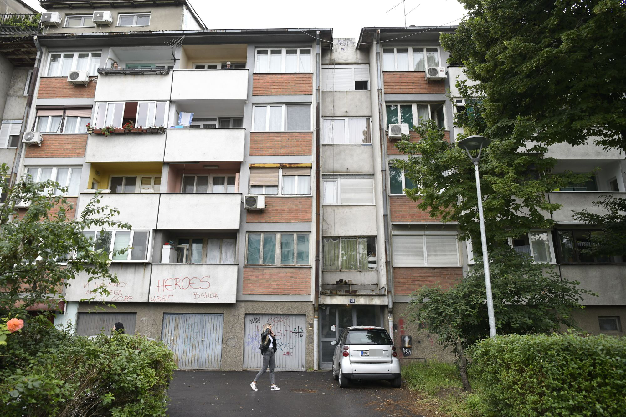 Visnjicka 144, hronika, zgrada gde je zivela porodica poginula ispred Vlade Srbije