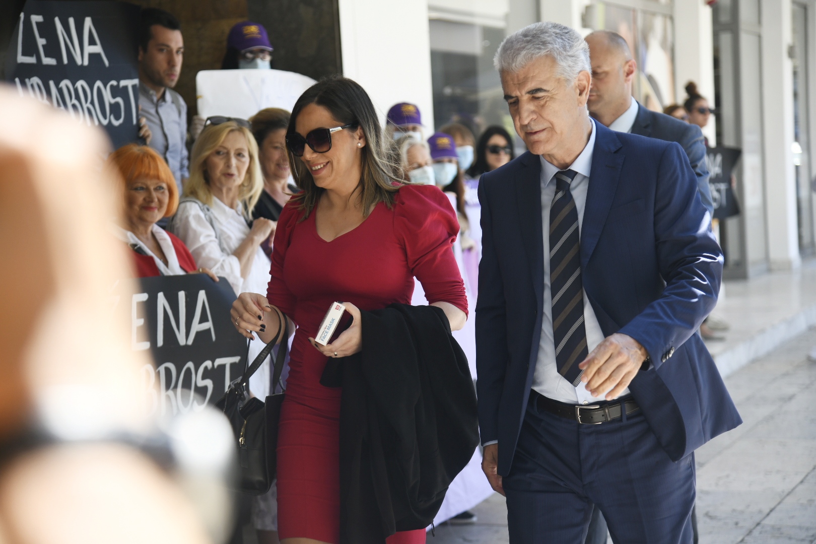 Krusevac 19. jun 2020. Marija Lukic i Borivoje Borovic dolaze na sudjienje, Sudjenje Milutinu Jelicicu Jutki Foto:Nemanja Jovanović/Nova.rs