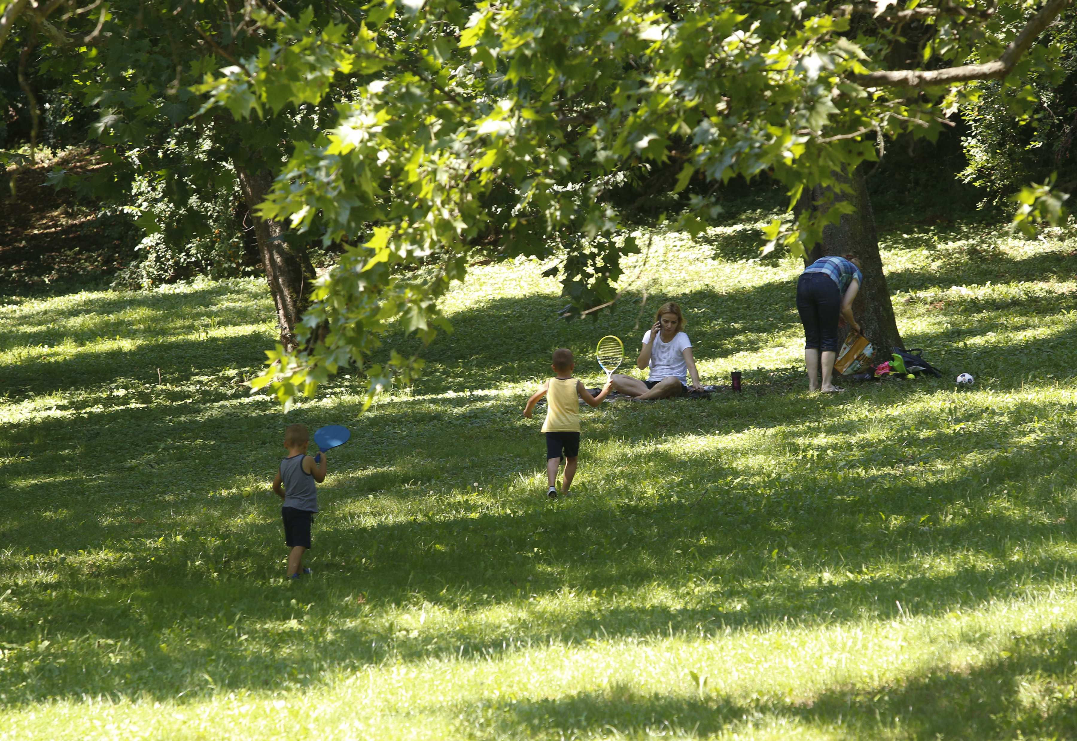 BEOGRADJANI U PRIRODI  izletista