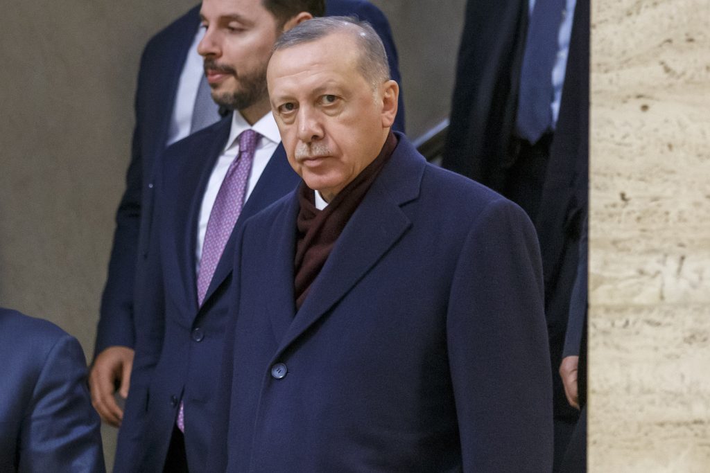 Redžep Erdogan epa08077521 Turkey's President Recep Tayyip Erdogan leaves the building at the UNHCR - Global Refugee Forum at the European headquarters of the United Nations in Geneva, Switzerland, 17 December 2019.  EPA-EFE/SALVATORE DI NOLFI