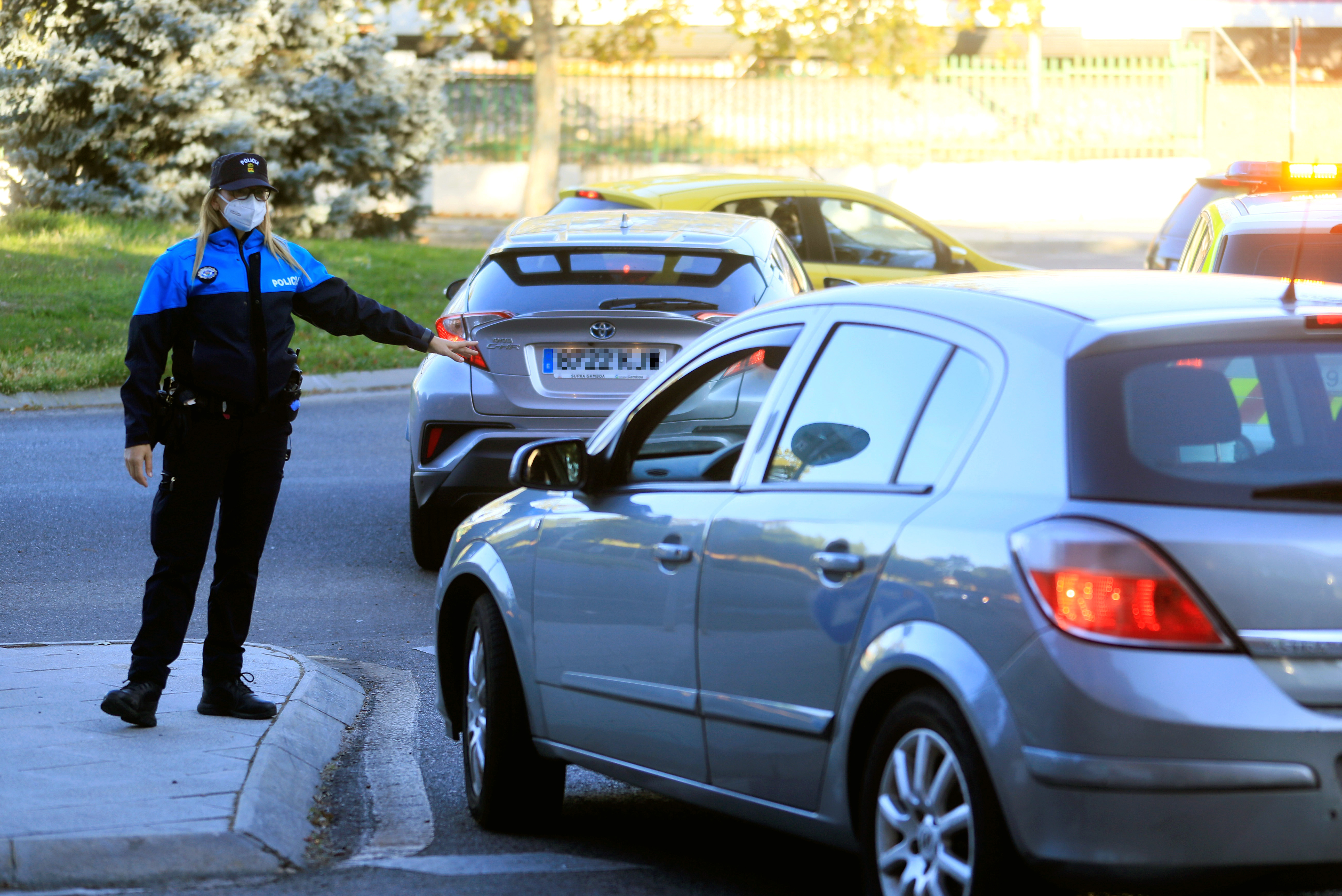 Madrid authorities extend pandemic restrictions to other health areas
