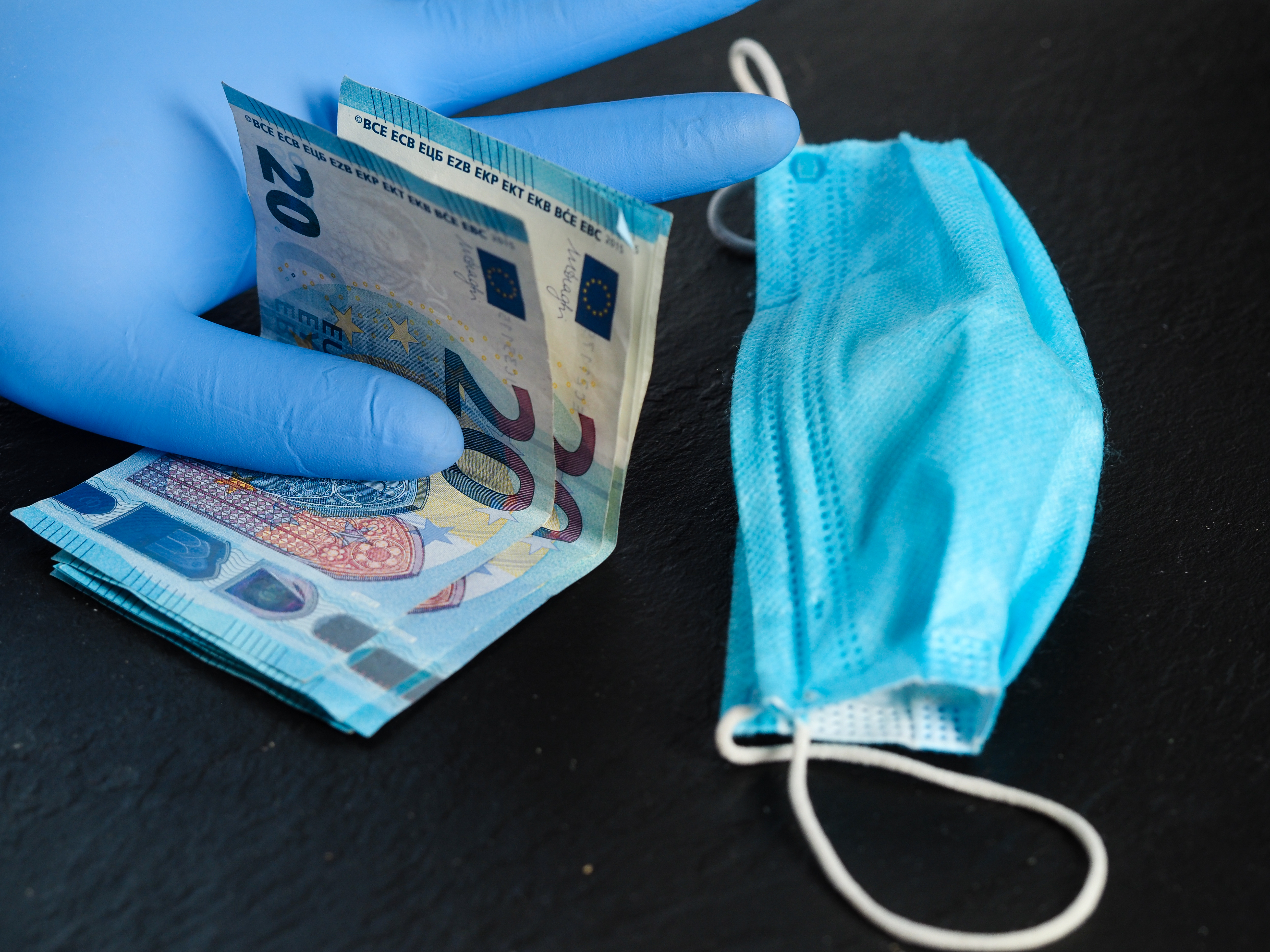 evro korona maska kovid covid ilustracija