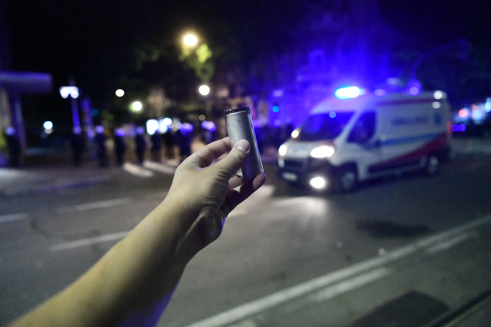 Beograd, 07.07.2020. Skupština, Protest protiv Vučića i policijskog časa Foto: Vladislav Mitić/Nova.rs