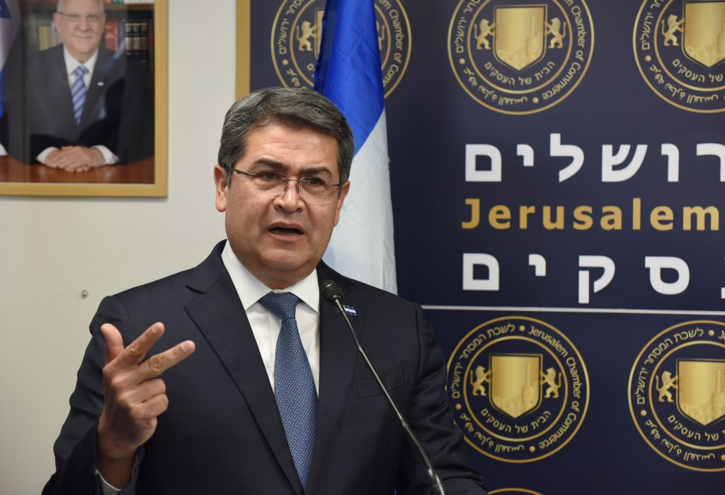 Huan Orlando Hernandez
epa07810939 President of Honduras Juan Orlando Hernandez speaks at the inauguration ceremony of the Diplomatic Trade Office of Honduras in Israel, in Jerusalem, 01 September 2019.  EPA-EFE/DEBBIE HILL / POOL