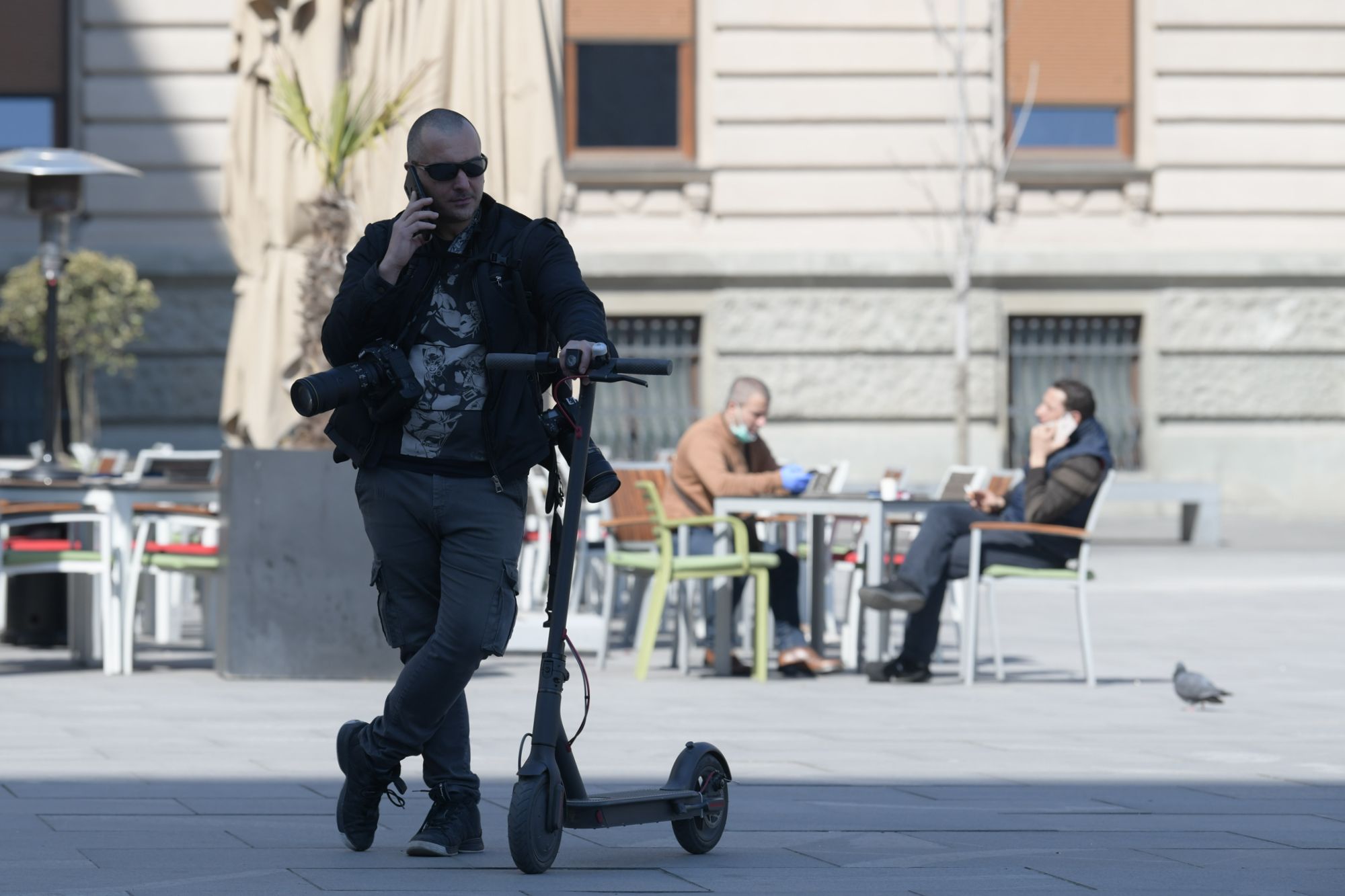 Beograd 17.03.2020. Život u Beogradu za vreme koronavirusa i vanrednog stanja Nemanja Jovanović koronavirus trotinet Foto:Goran Srdanov/Nova.rs