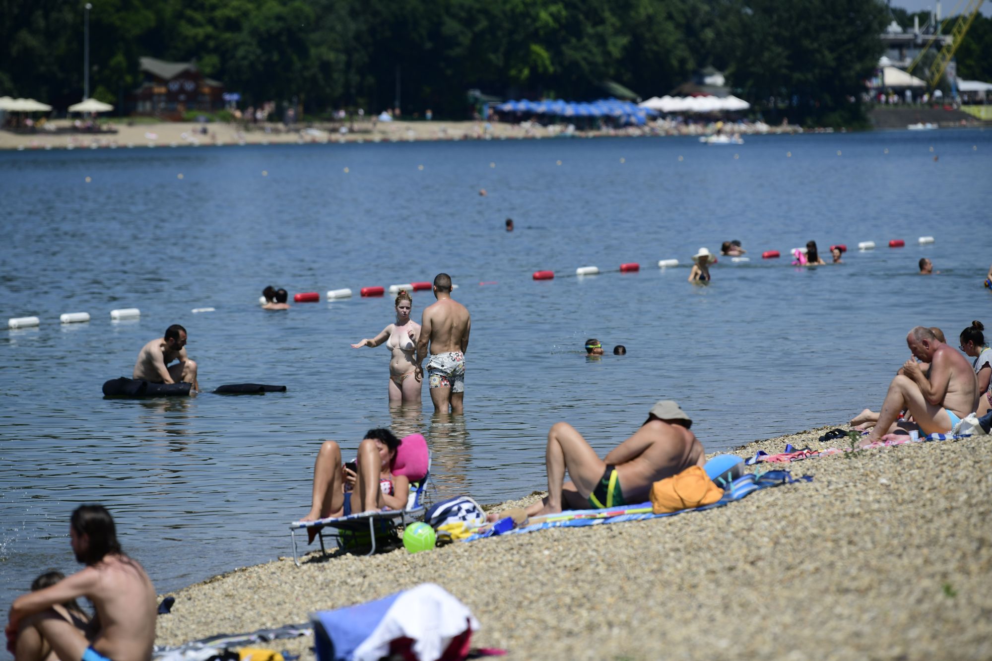 28.06.2020. Ada Ciganlija, koronavirus, korona, da li se postuju mere, lepo vreme, vrucina, Foto: Goran Srdanov/Nova.rs