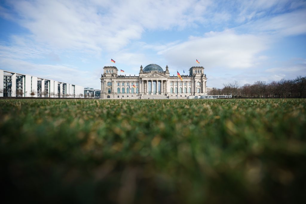 h_55966426-1024x683.jpg