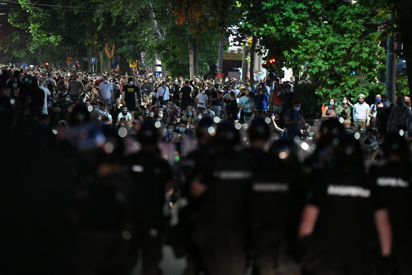 Beograd, 08.07.2020. Skupština, protest 2. dan Foto: Vesna Lalić/Nova.rs