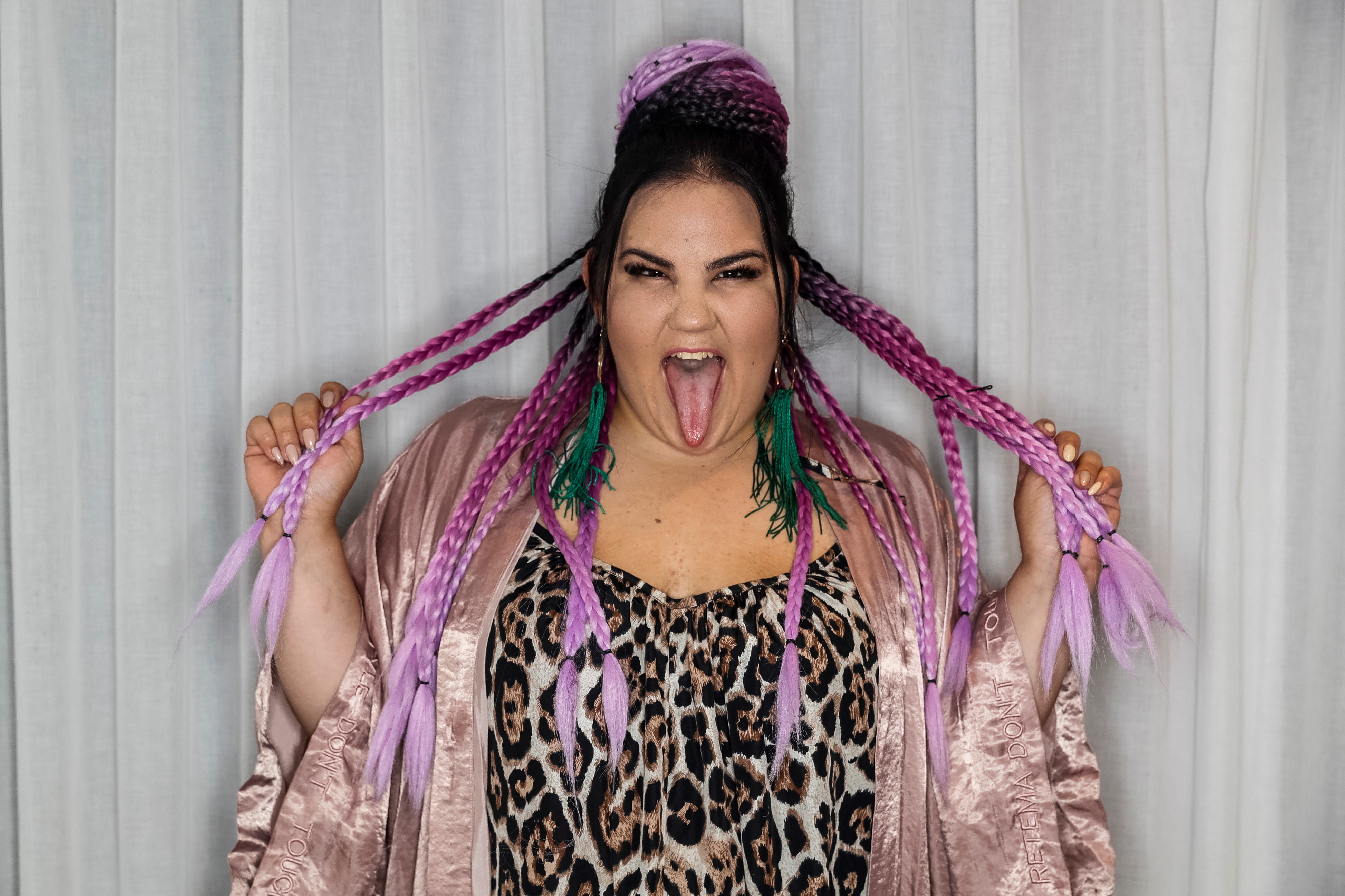 epa06868443 Israeli singer Netta Barzilai, winner of the 2018 Eurovision song contest, poses during an interview in Madrid, Spain, 06 July 2018. Netta will perform during Madrid's Gay Pride 2018.  EPA-EFE/EMILIO NARANJO