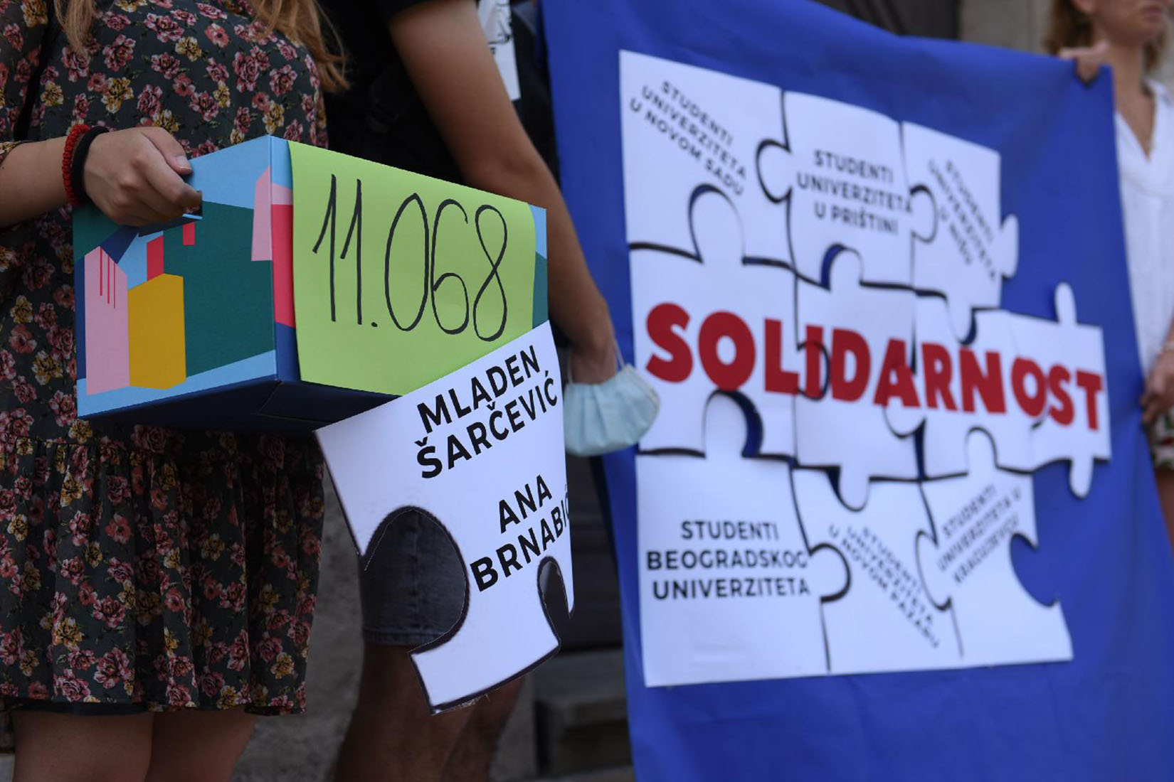 DRUŠTVO - Konferencija za novinare tima "Kreni-promeni" povodom predaje 11.000 potpisa kojim se traže "30 odsto niže školarine"