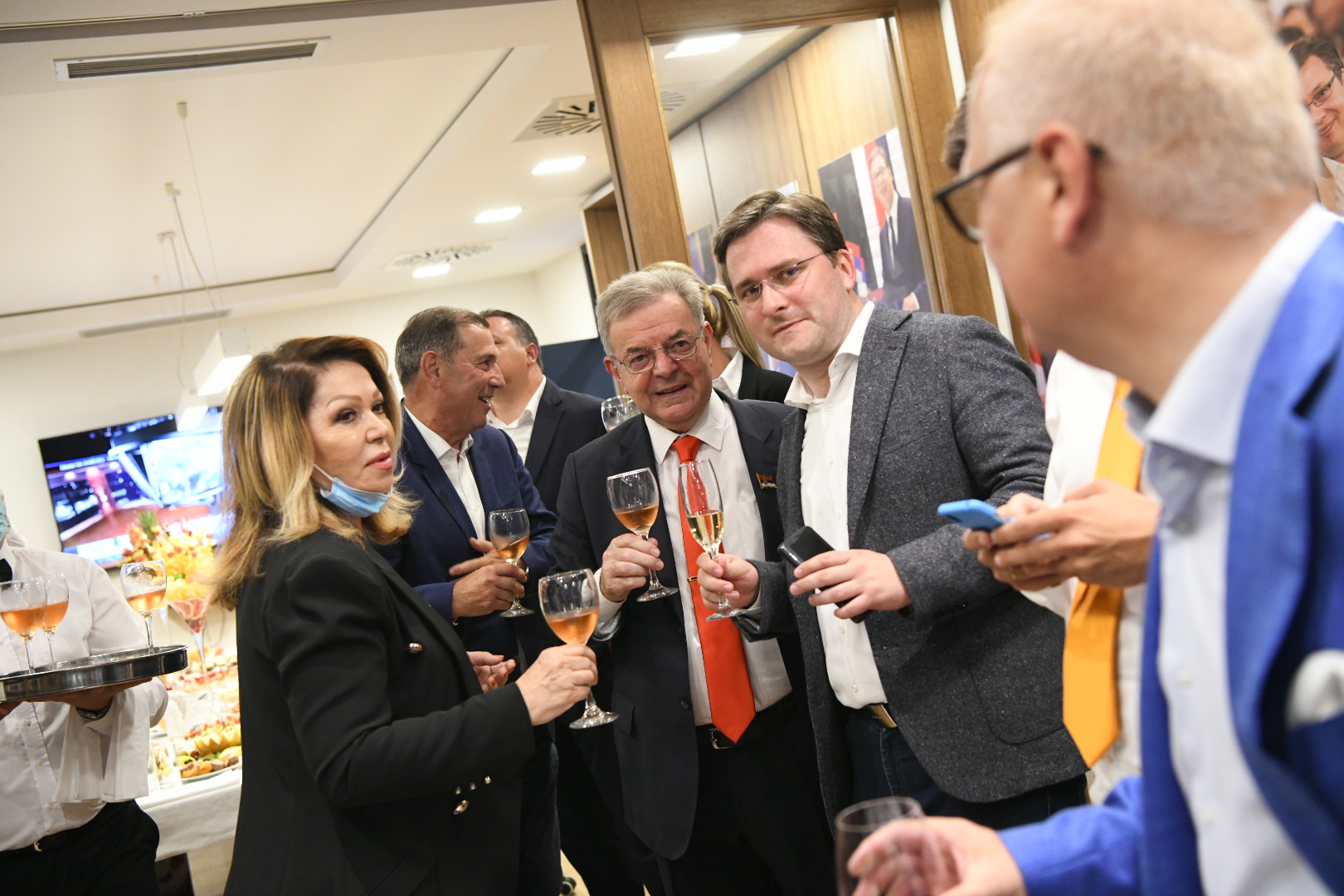 Beograd 21.06.2020. Neda Ukraden, Dragomir Karić, Nikola Selaković, SNS, Srpska napredna stranka, Izborni štab, Izbori2020 Foto: Vesna Lalić/Nova.rs