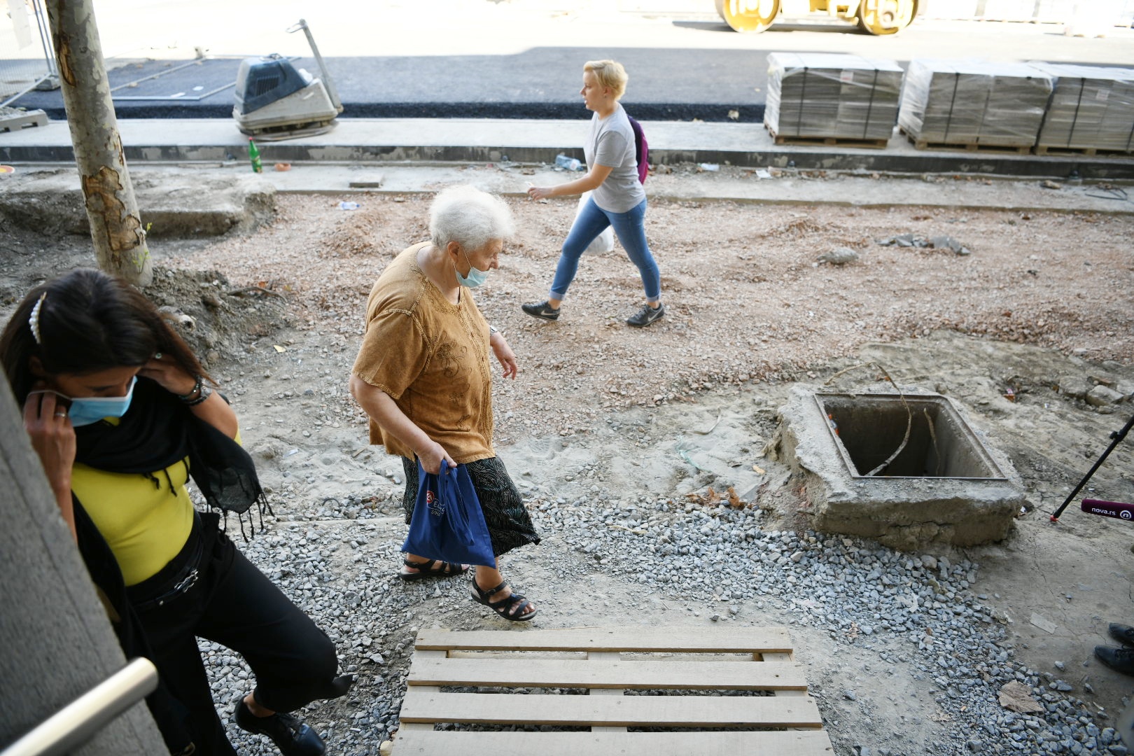 BEOGRAD 01.09.2020 Radovi, ulica Cara Dusana, rekonstrukcija ulice, radnici