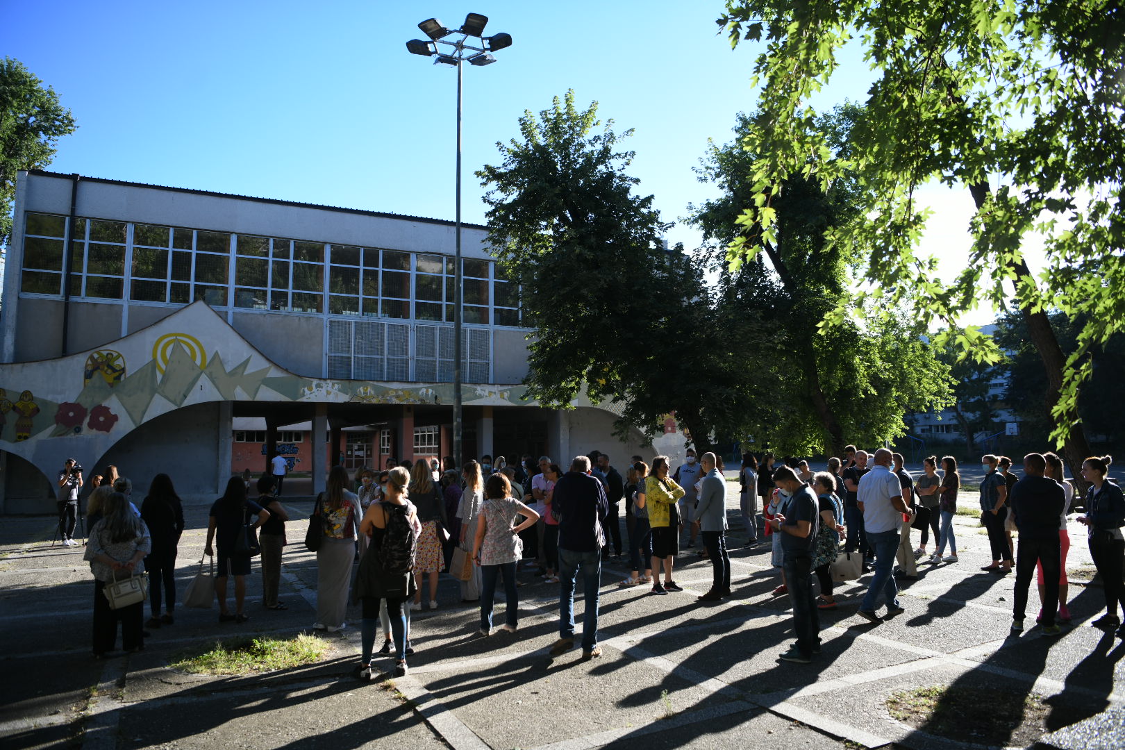 Beograd 02. septembar 2020. Osnova skola Djuro Strugar, protest roditelja Foto:Vesna Lalić/Nova.rs