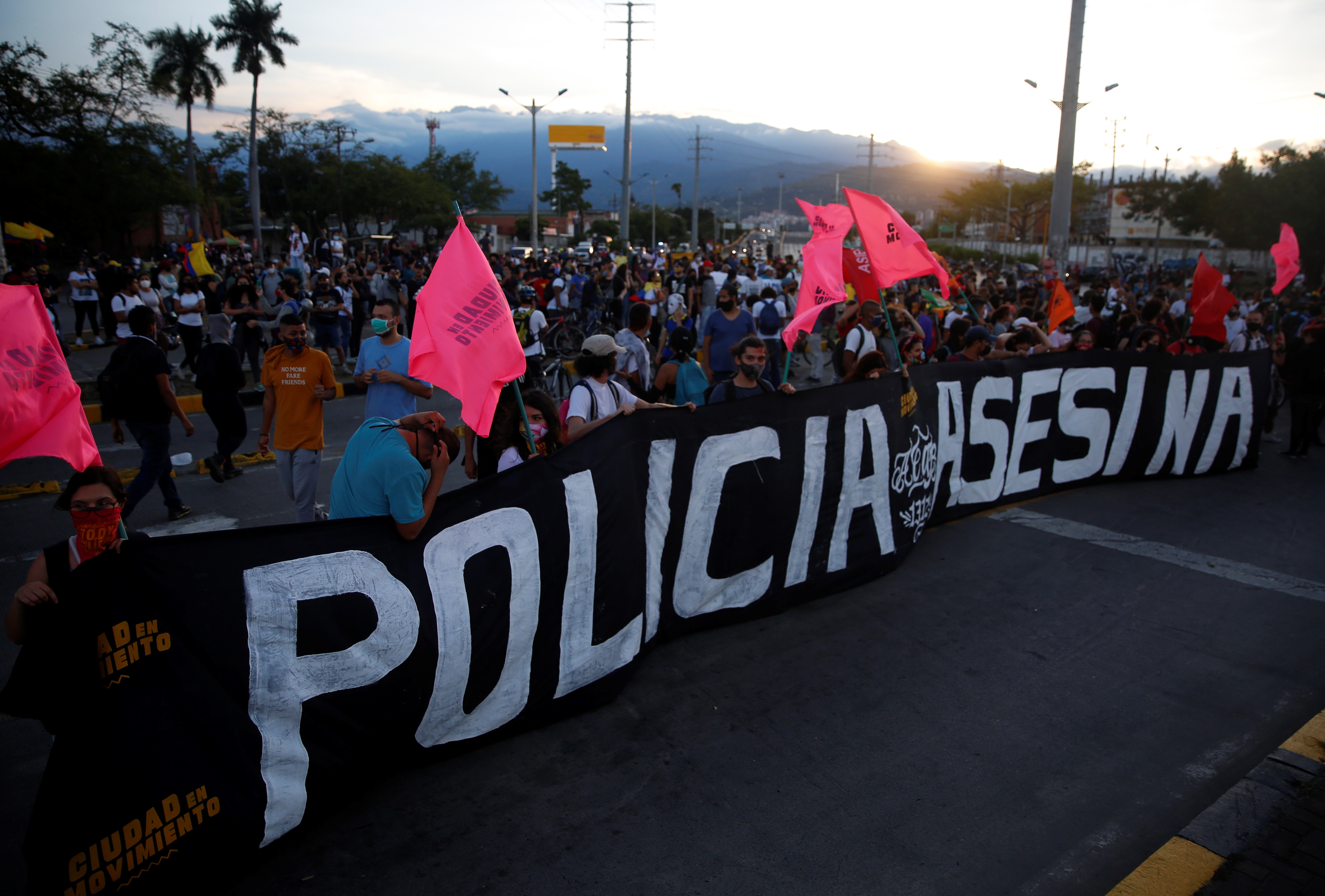 Protesti protiv policijske brutalnosti, Kolumbija, Anti-government protest in Colombia