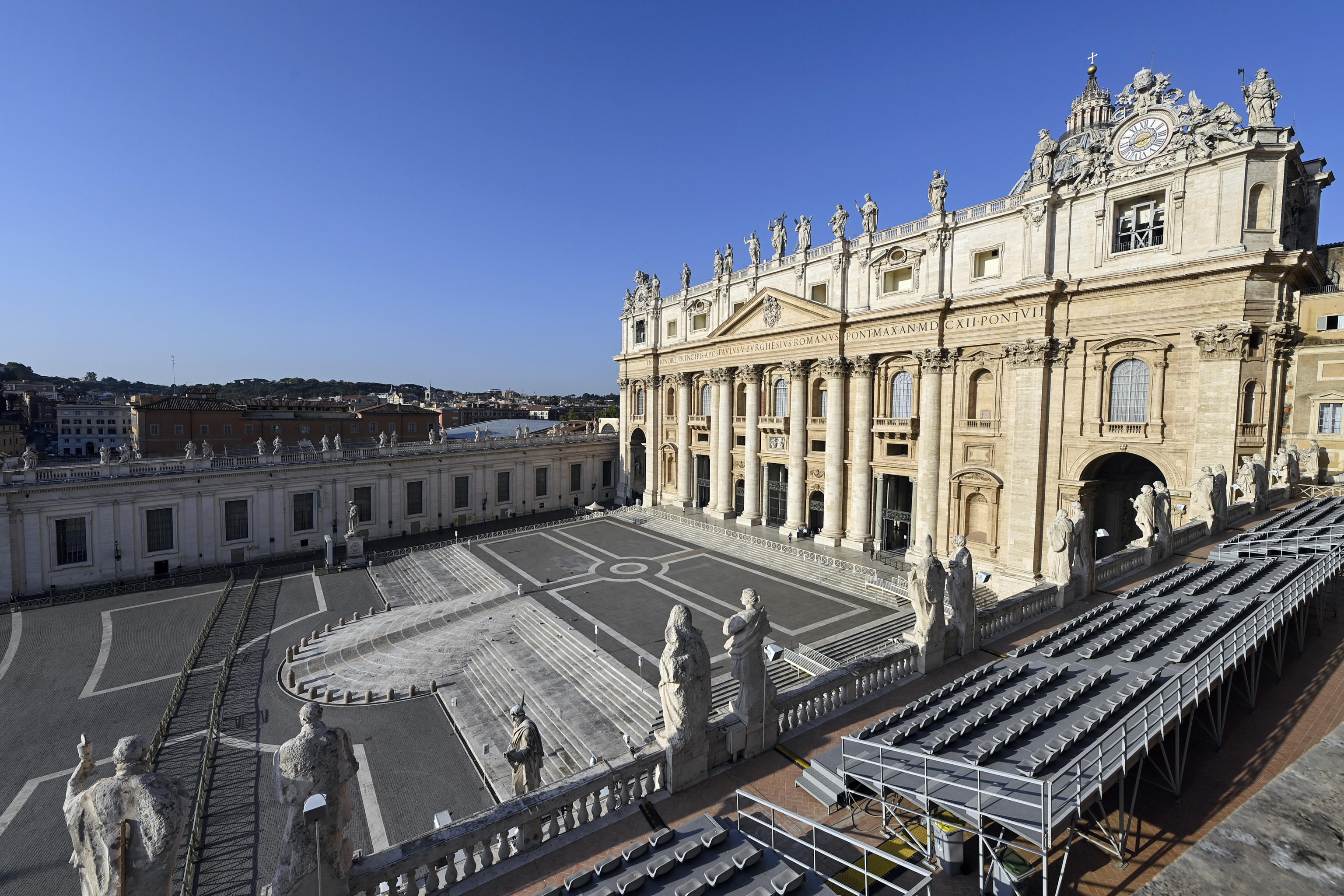 epa08656332 A view of Saint Peter's Basilica during Pope Francis' general audience, to re-admit the public since the coronavirus disease, in San Damaso courtyard, Vatican City, Italy, 09 September 2020.  EPA-EFE/RICCARDO ANTIMIANI