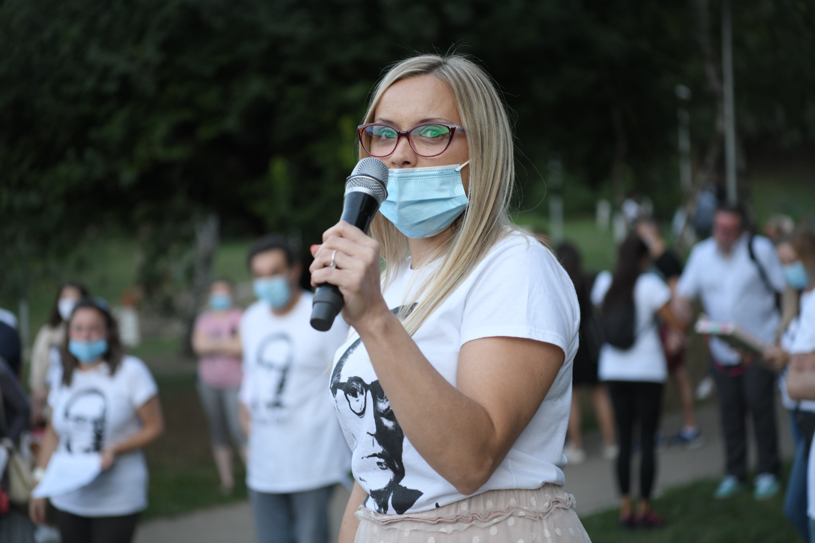 Beograd 04.09.2020. Kandidatkinja. Osnovna škola Ivo Andrić, protest, skup Foto: Dragan Mujan/Nova.rs