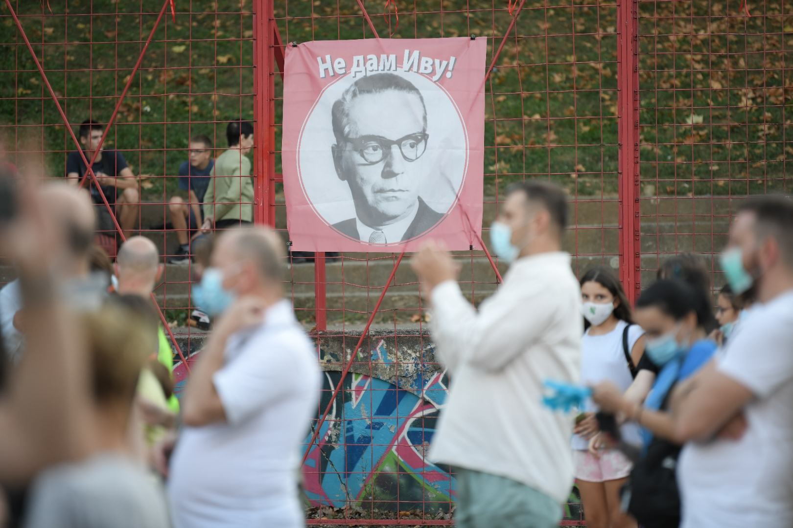 Beograd 04.09.2020. Osnovna škola Ivo Andrić, protest, skup Foto: Dragan Mujan/Nova.rs