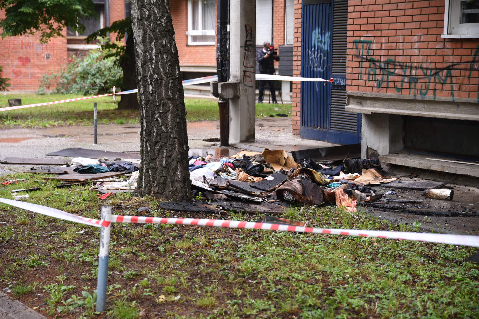 Beograd, 01.06.2020. Zemun, požar, izgorela žena Foto: Dragan Mujan/Nova.rs