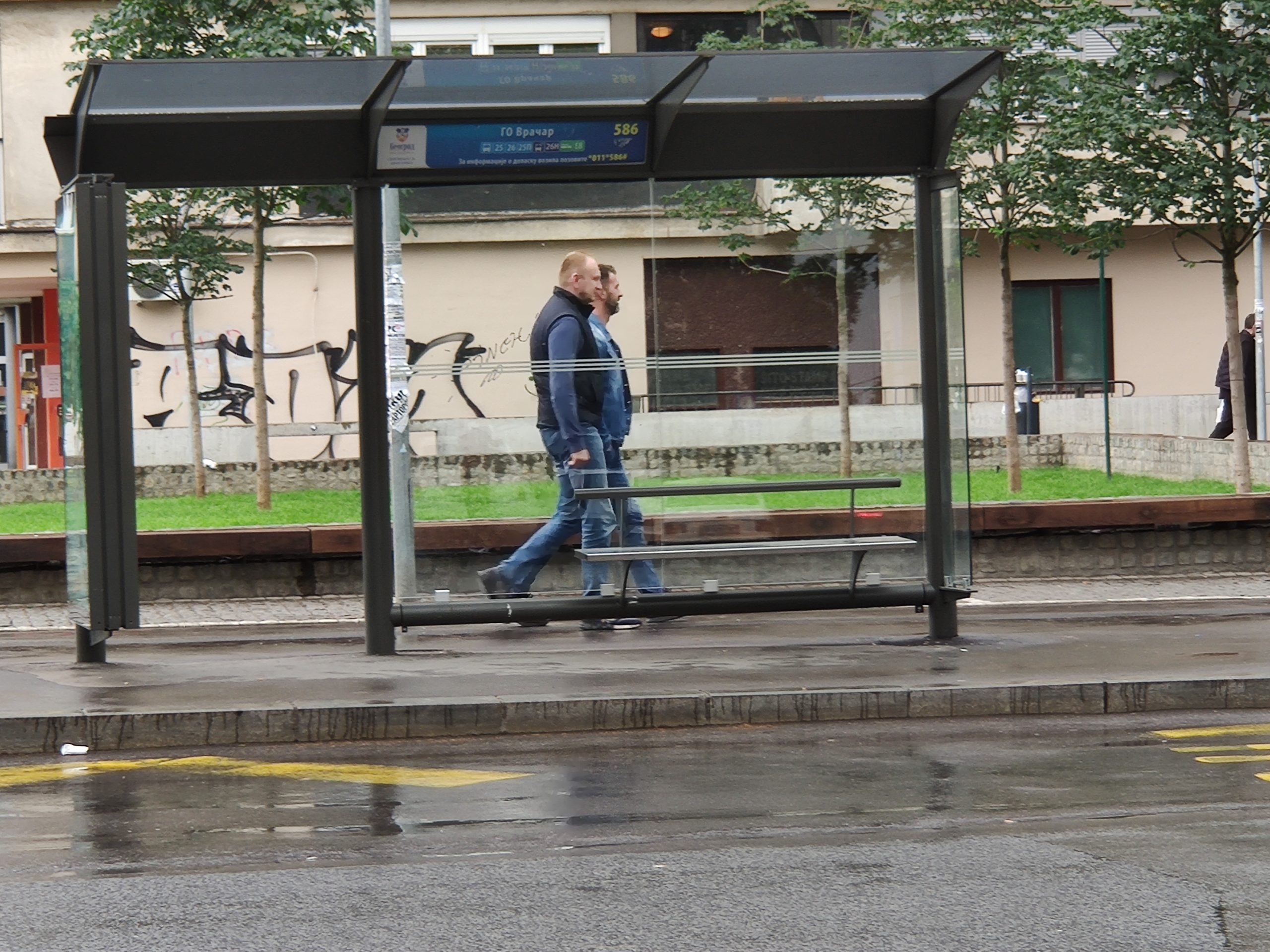 beograd 21.06.2020 dragan djilas seta ulicom dok traju izbori