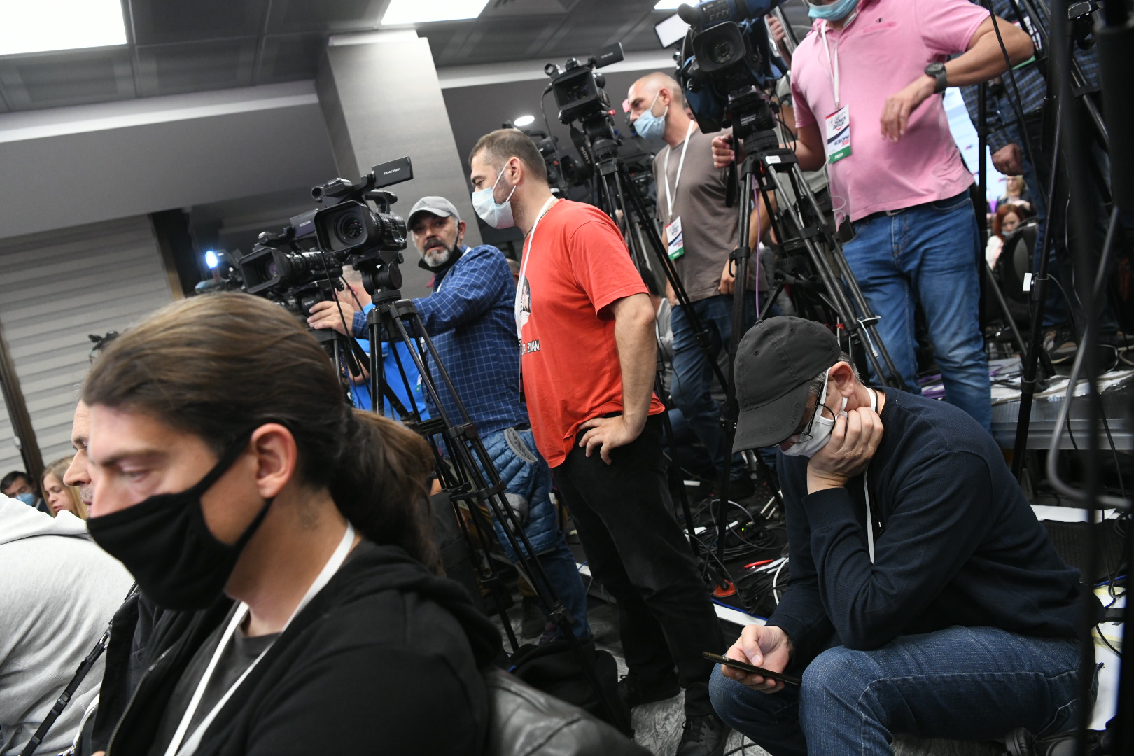 Beograd 21.06.2020 Izborni stab, novinari, SNS, Srpska napredna stranka, Izborni štab, Izbori2020 Foto: Vesna Lalić/Nova.rs