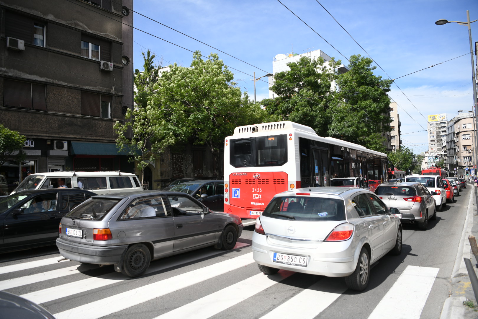 Guzva, saobracaj, auto, automobil, automobili