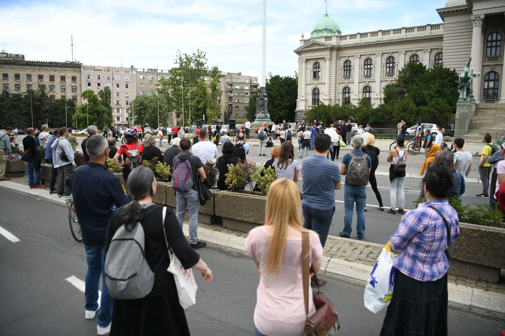 Beograd 05.06.2020. Skup ispred Skupstine Srbije penzioneri protest Foto:Vesna Lalić/Nova.rs