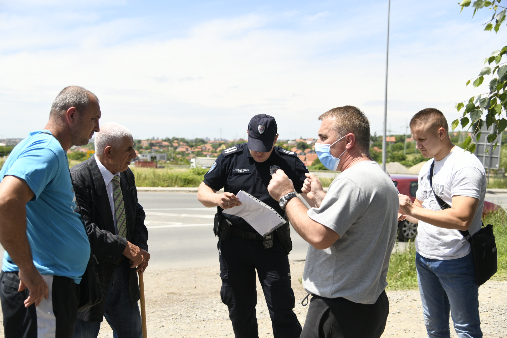 Beli Potok, 05.06.2020. Porodica Simić, ruše im kuću zbog izgradnje puta, izgradnja puta, rušenje, čuvanje imovine, odbrana kuće, kuća Foto: Nemanja Jovanović/Nova.rs