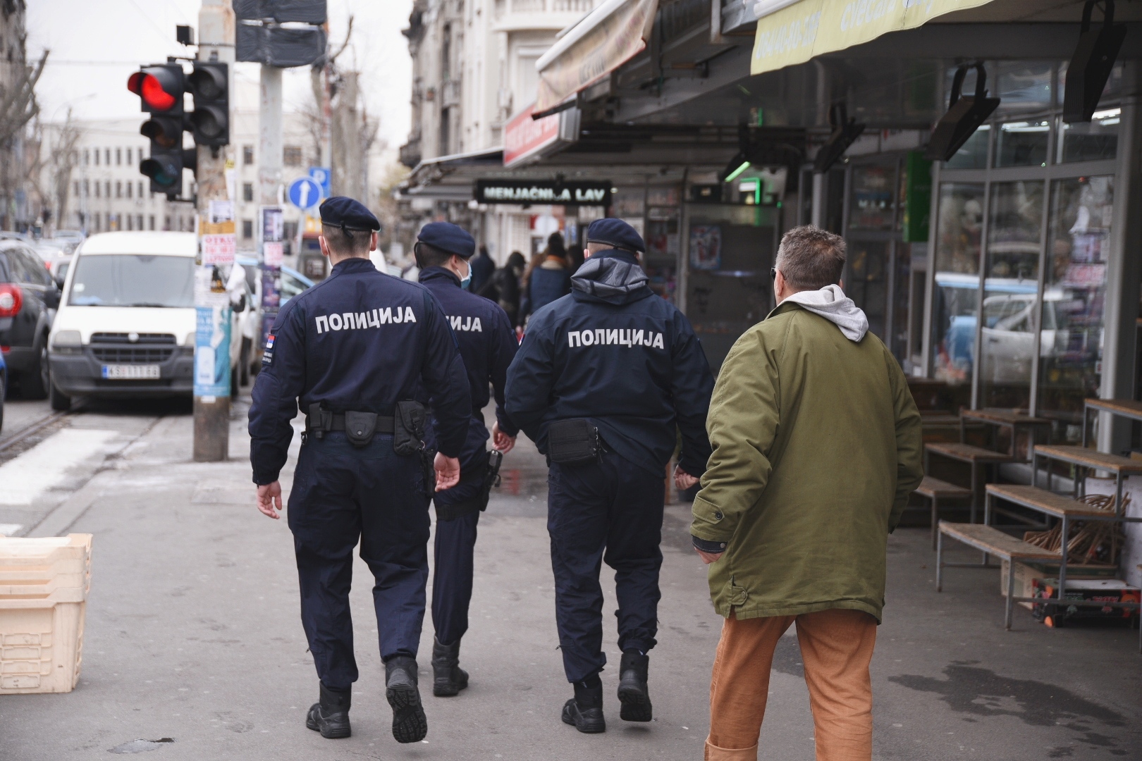 Beograd 26.03.2020. Pijaca Skadarlija, Bajlonijeva pijaca, koronavirus, policija Foto:Dragan Mujan/Nova.rs