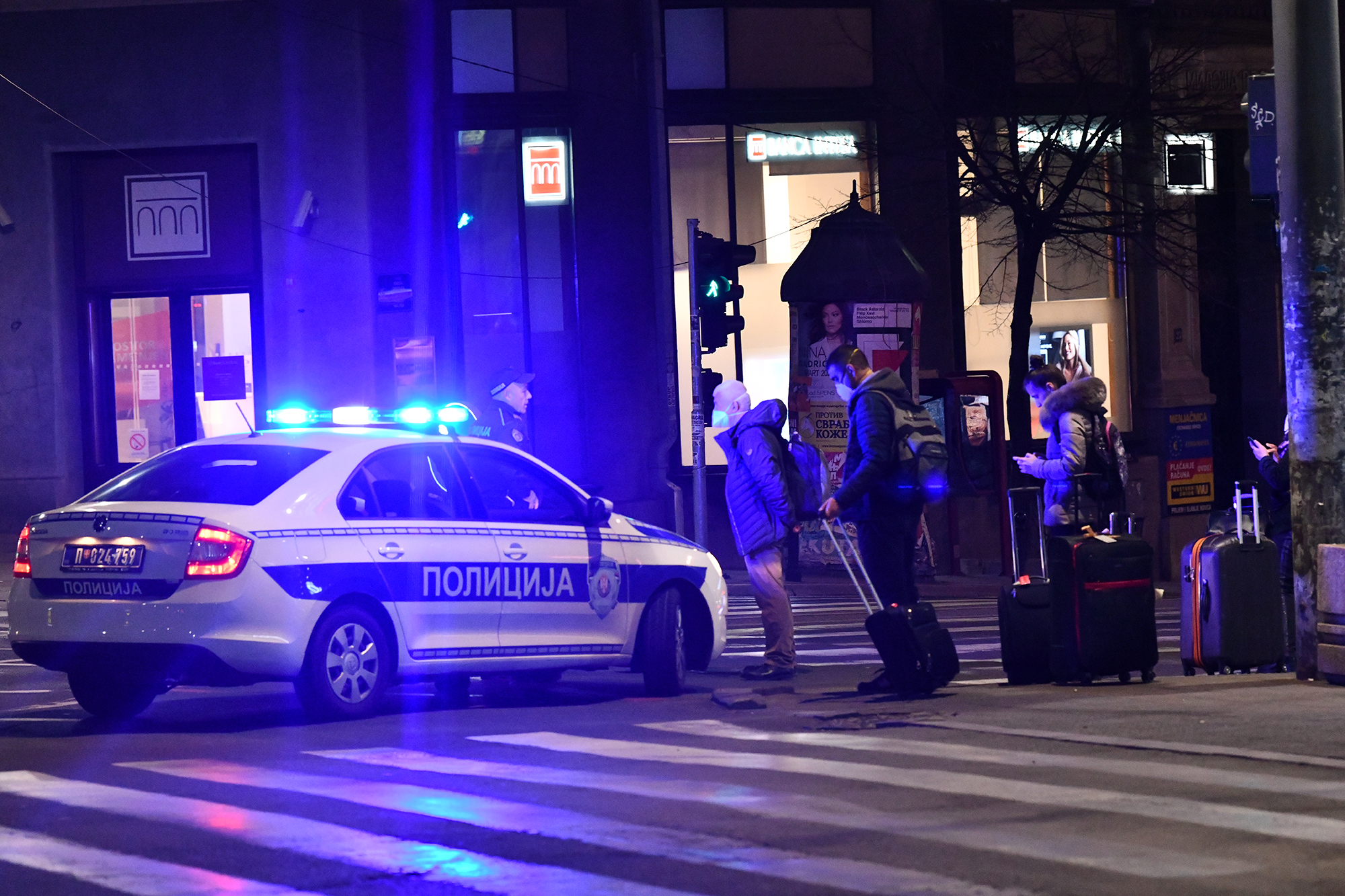 Beograd 19.03.2020. Policijski čas, vanredno stanje, grad, prazan grad, policija, kontrola, koferi, prazne ulice, prazna ulica Foto: Vladislav Mitić/Nova.rs