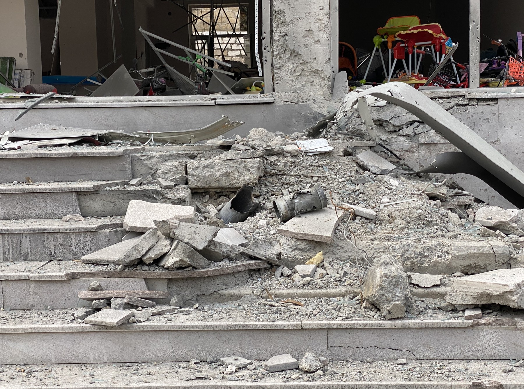 Jermenija, Azerbaijan Armenia Escalation