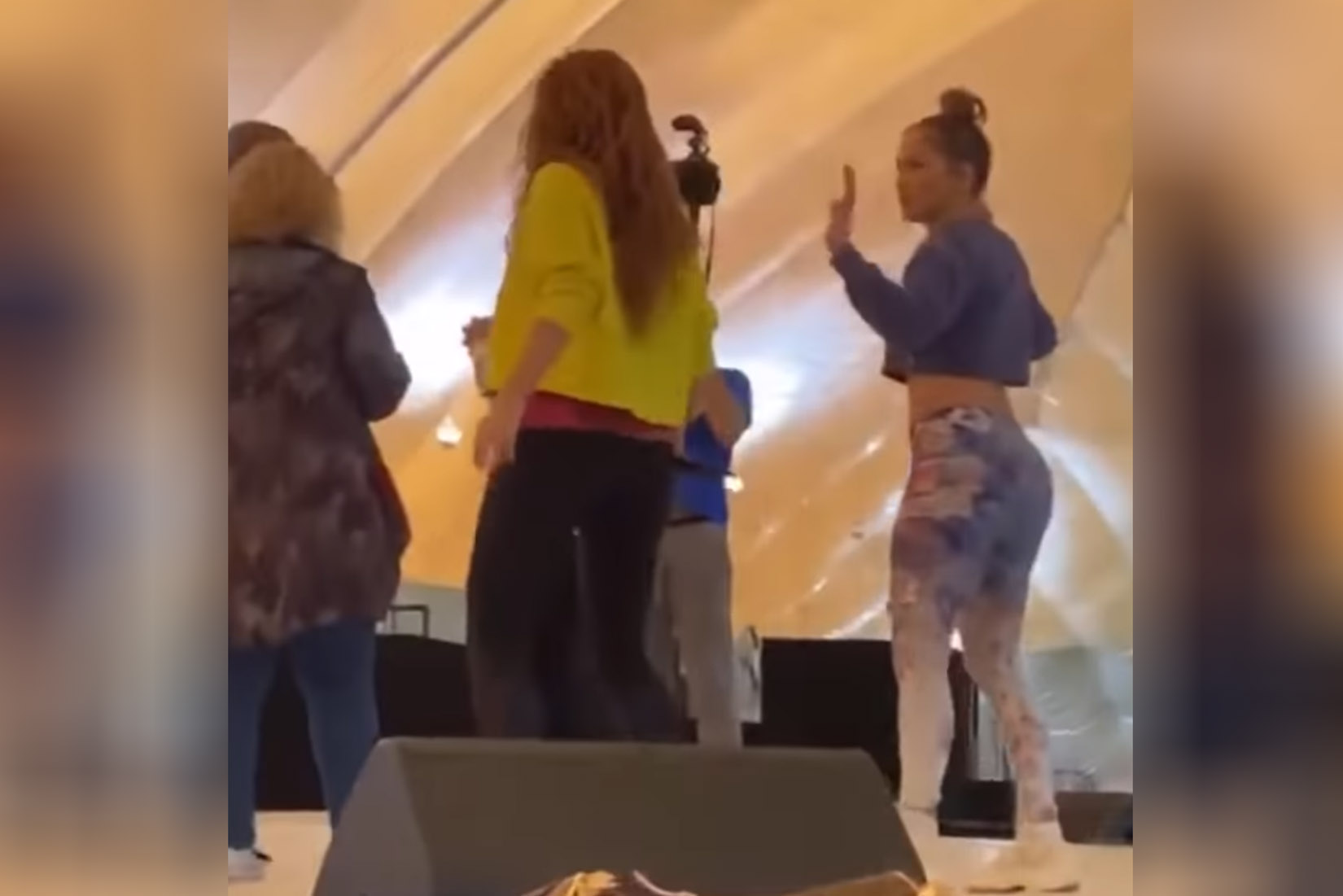 Dženifer Lopez, Šakira