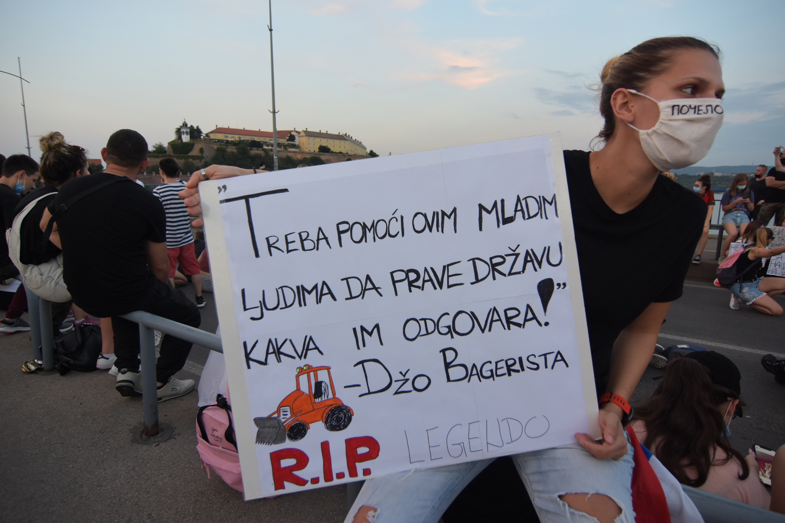 Novi Sad 11.07.2020. Blokada Varadinskog mosta u Novom Sadu. Varadinski most. Protest, peti dan, 5 dan, demonstracije, šetnja Foto: Nenad Mihajlović