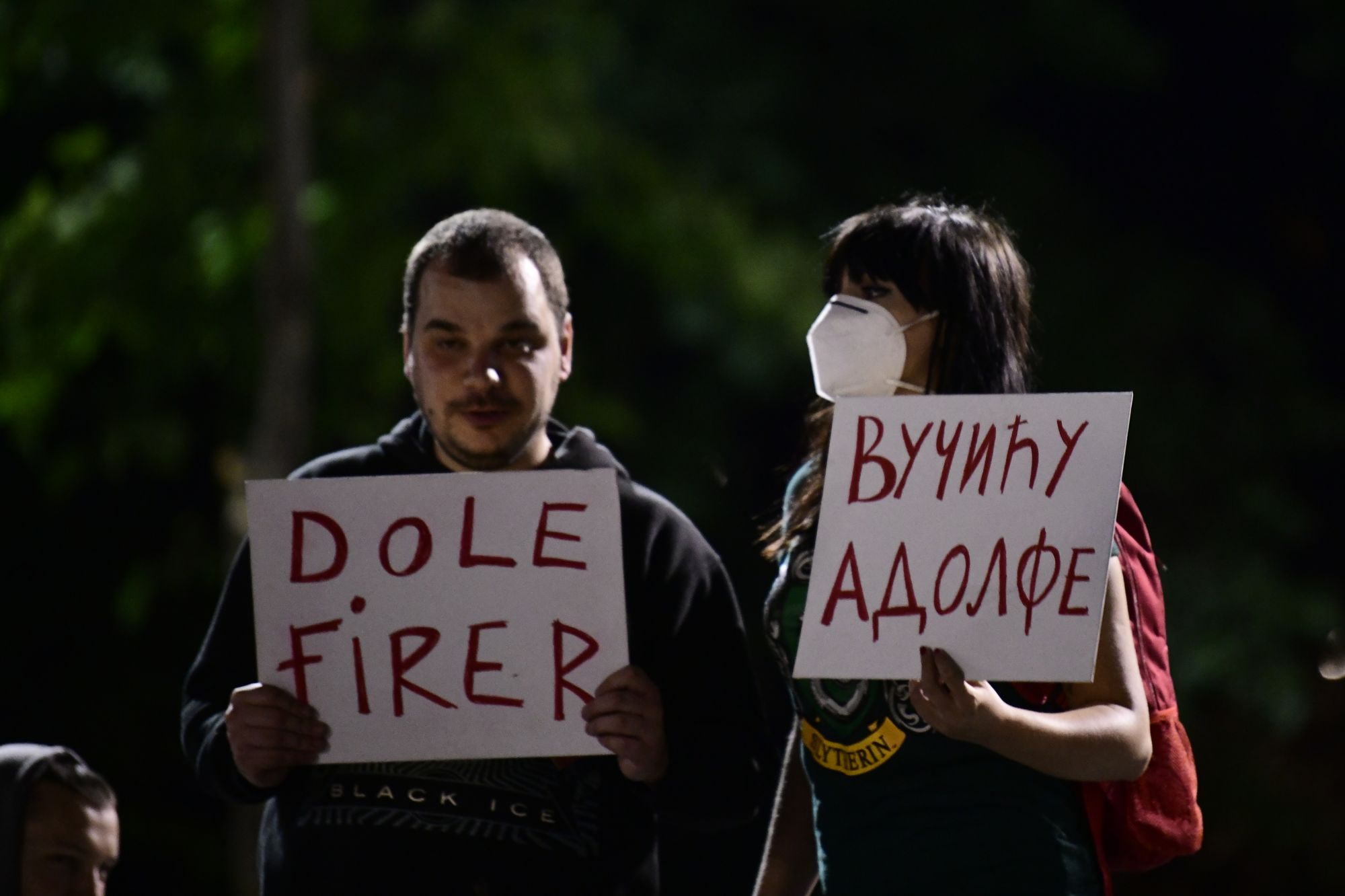 Beograd 12.07.2020. Protest, demonstracije, šesti dan, 6 dan, Skupština, transparent Foto: Goran Srdanov/Nova.rs