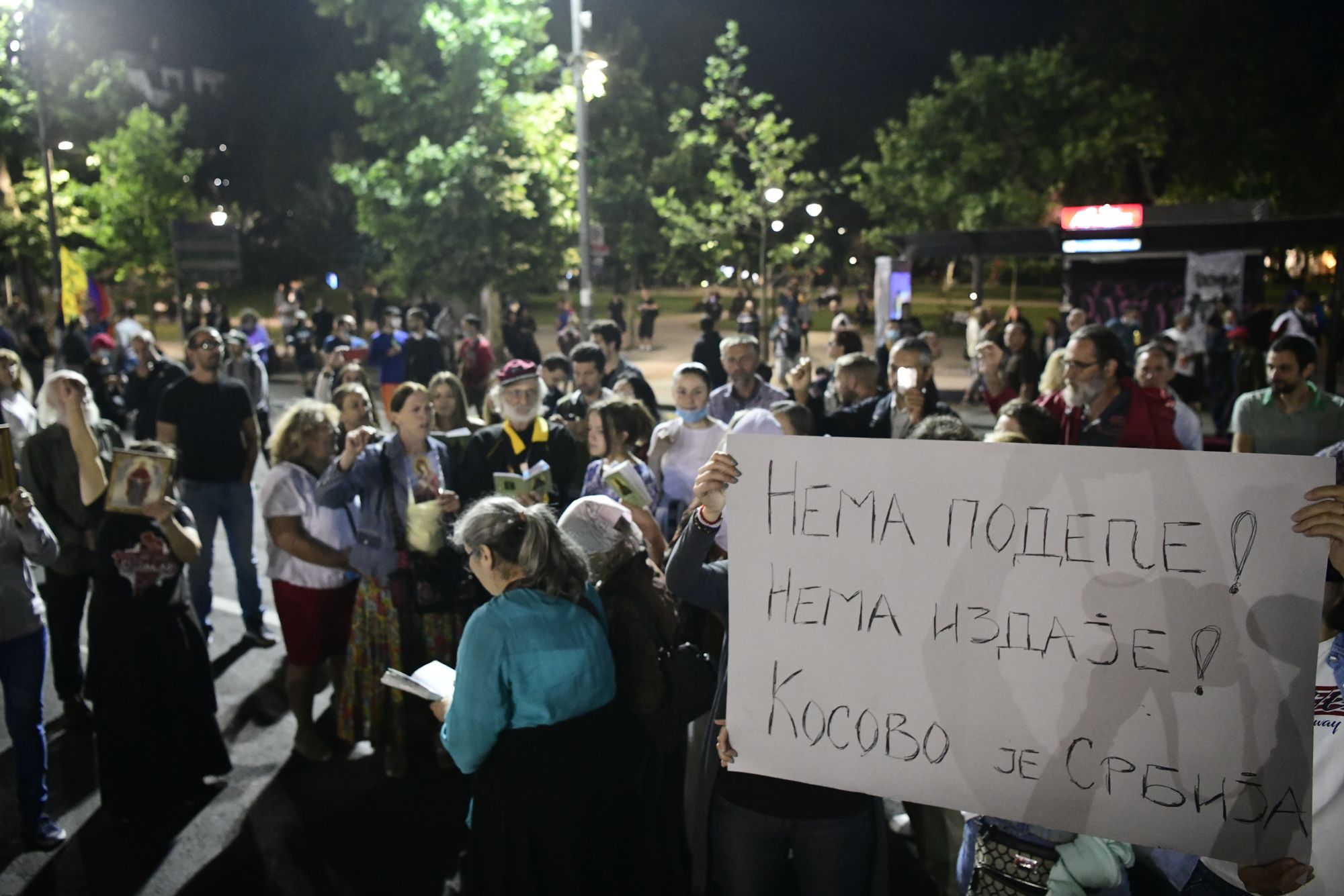 Beograd 13. jul 2020. Sedmi dan protesta ispred Skupstine Srbije Foto:Goran Srdanov/Nova.rs