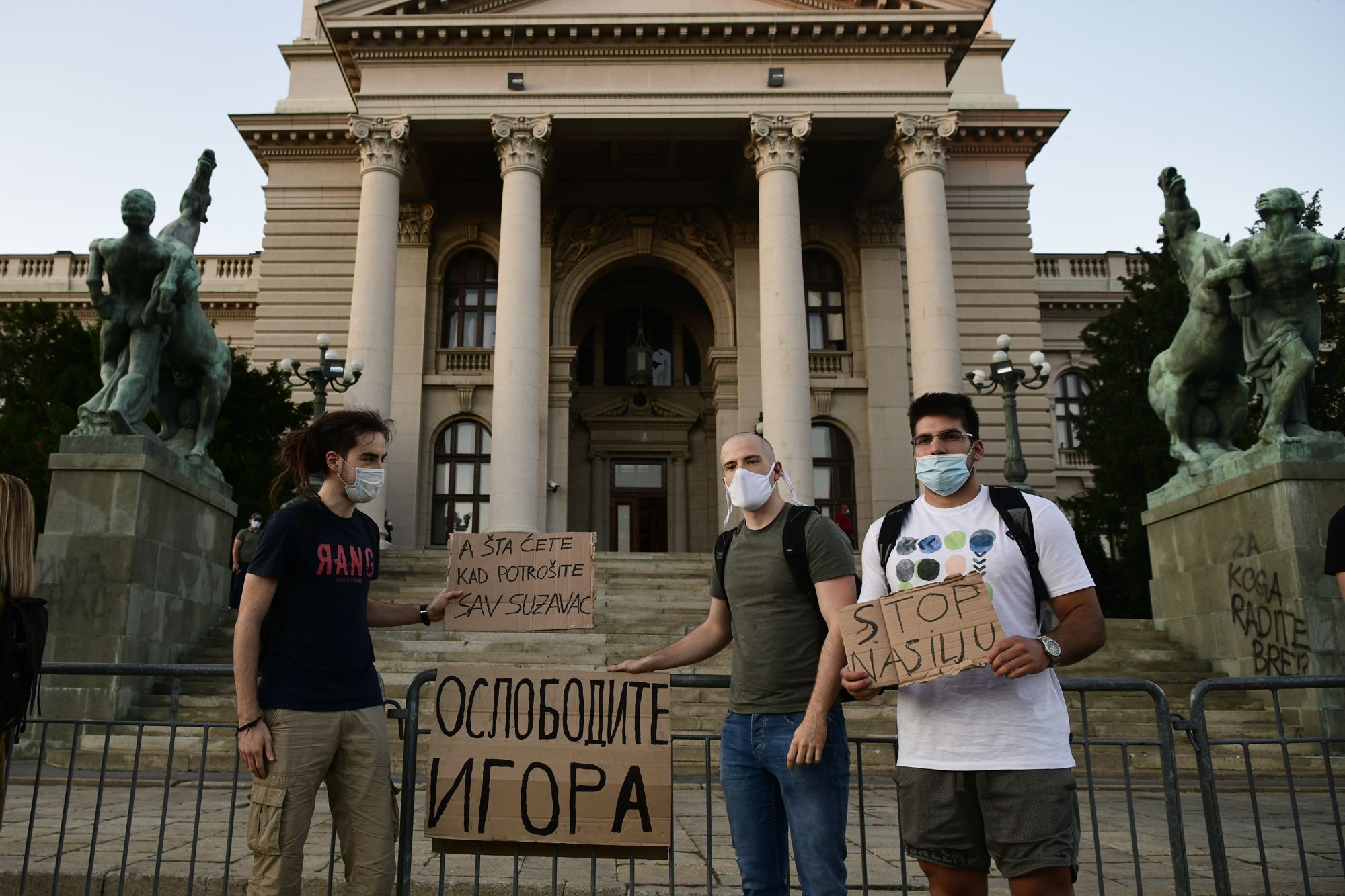 Beograd 13. jul 2020. Sedmi dan protesta ispred Skupstine Srbije Foto:Goran Srdanov/Nova.rs