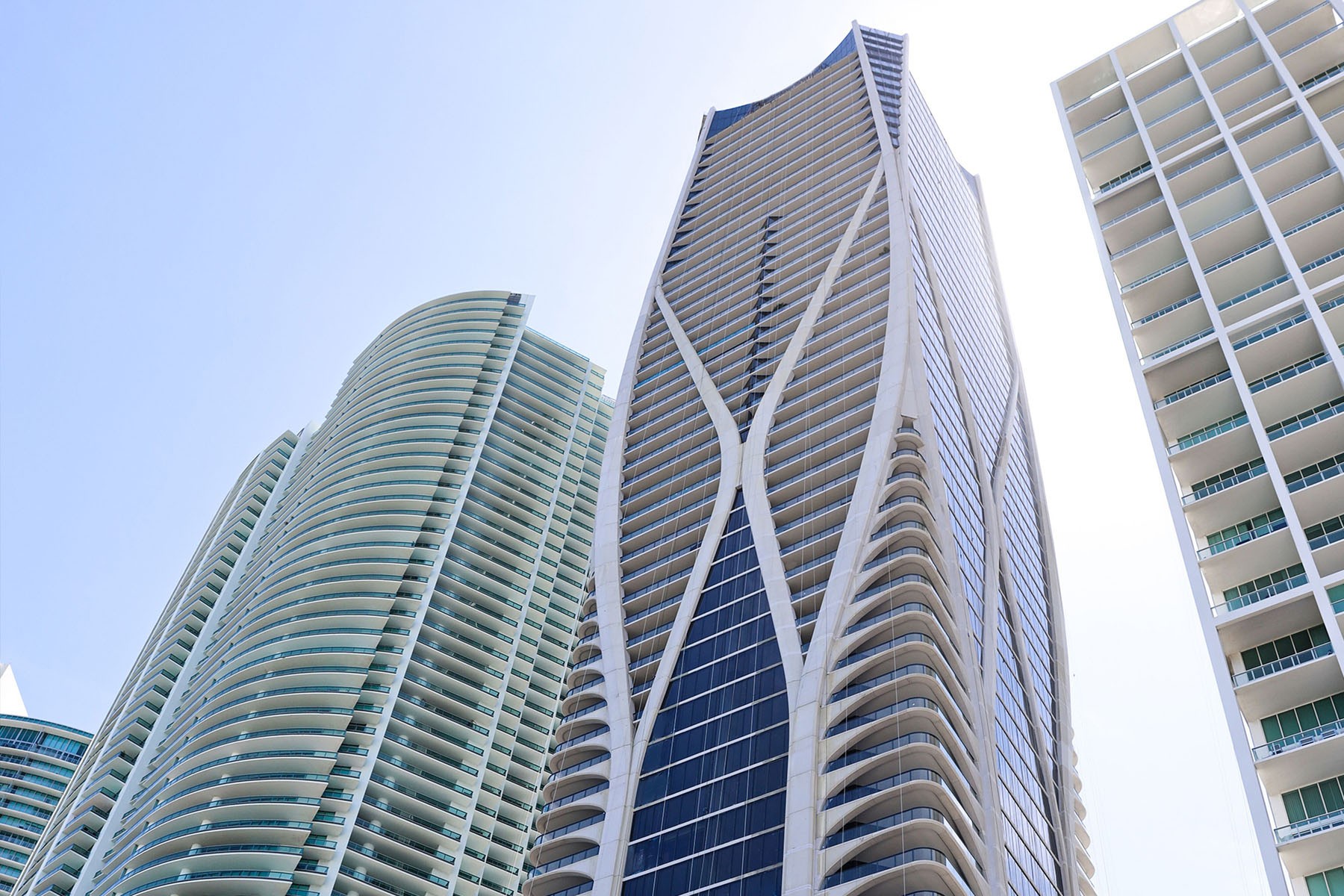 Bekam, David and Victoria Beckham have reportedly splashed out $25 million on one of Miami’s most incredible properties in a super-exclusive building.