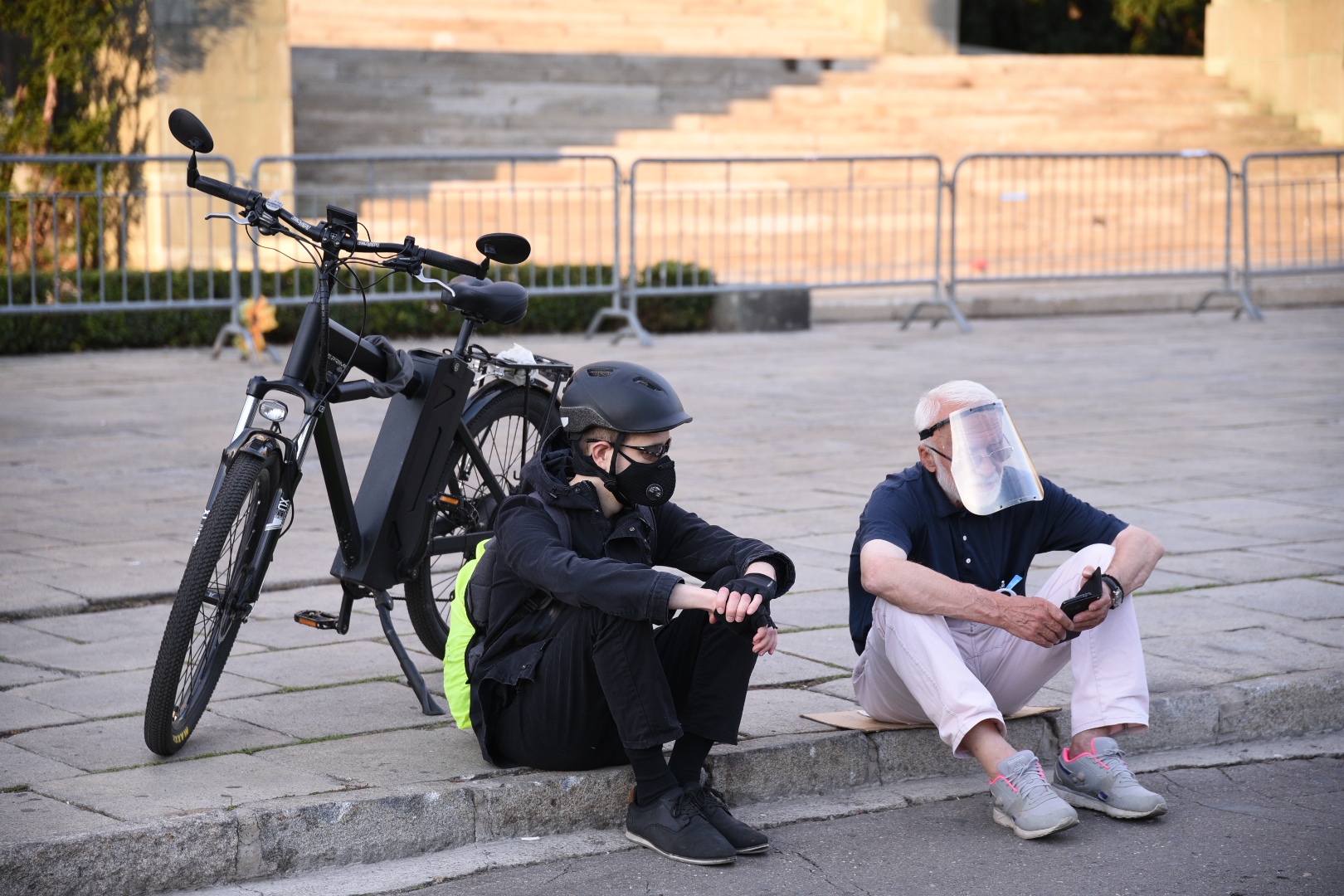 Beograd 14. jul 2020. Skupstina Srbije pre pocetka osmog dana protesta Foto:Dragan Mujan/Nova.rs