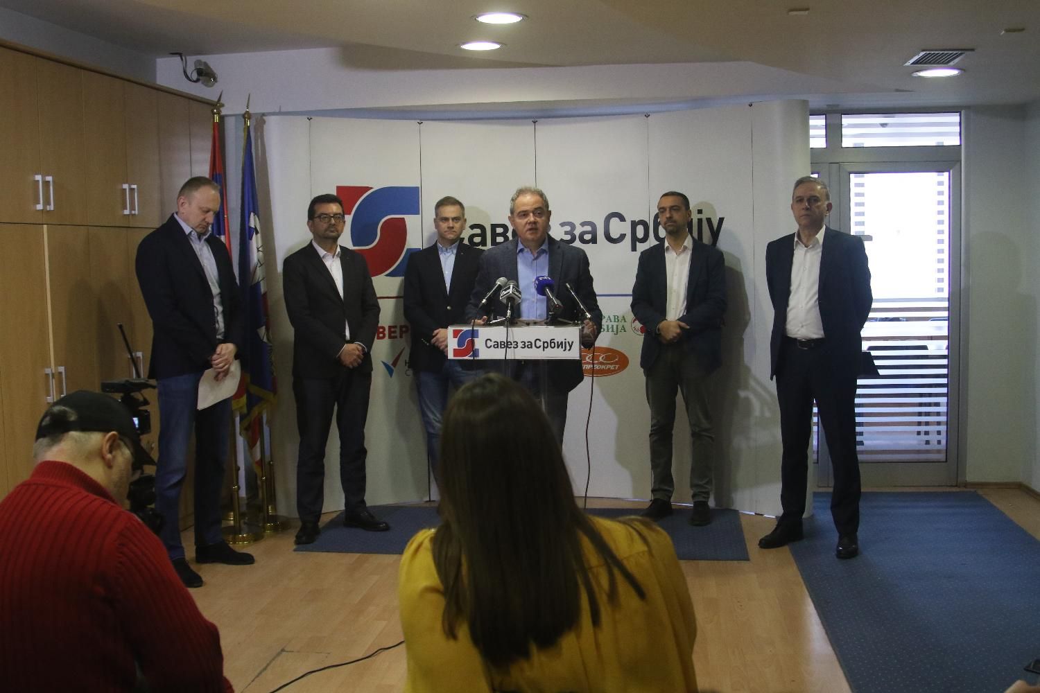 Mesto: Beograd
Datum: 17.03.2020
Dogadjaj: POLITIKA - konferencija za novinare Saveza za Srbiju (SZS)
Licnosti: Zoran Lutovac, Zdravko Ponoš, Borko Stefanović, Janko Veselinović, Dragan Ðilas