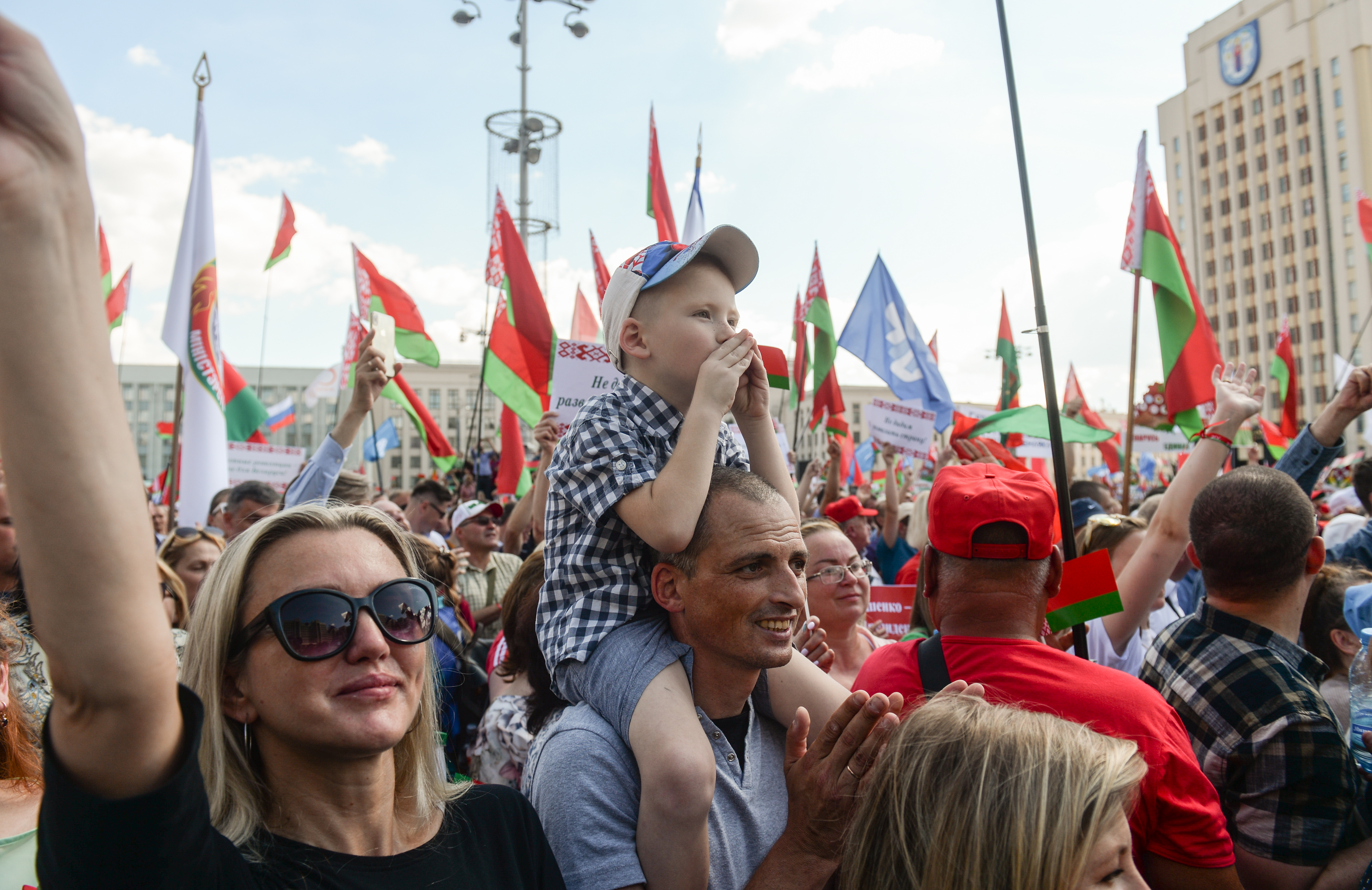 Belorusija, Lukašenko, Supporters of Belarusian President Alexander Lukashenko rally in Minsk