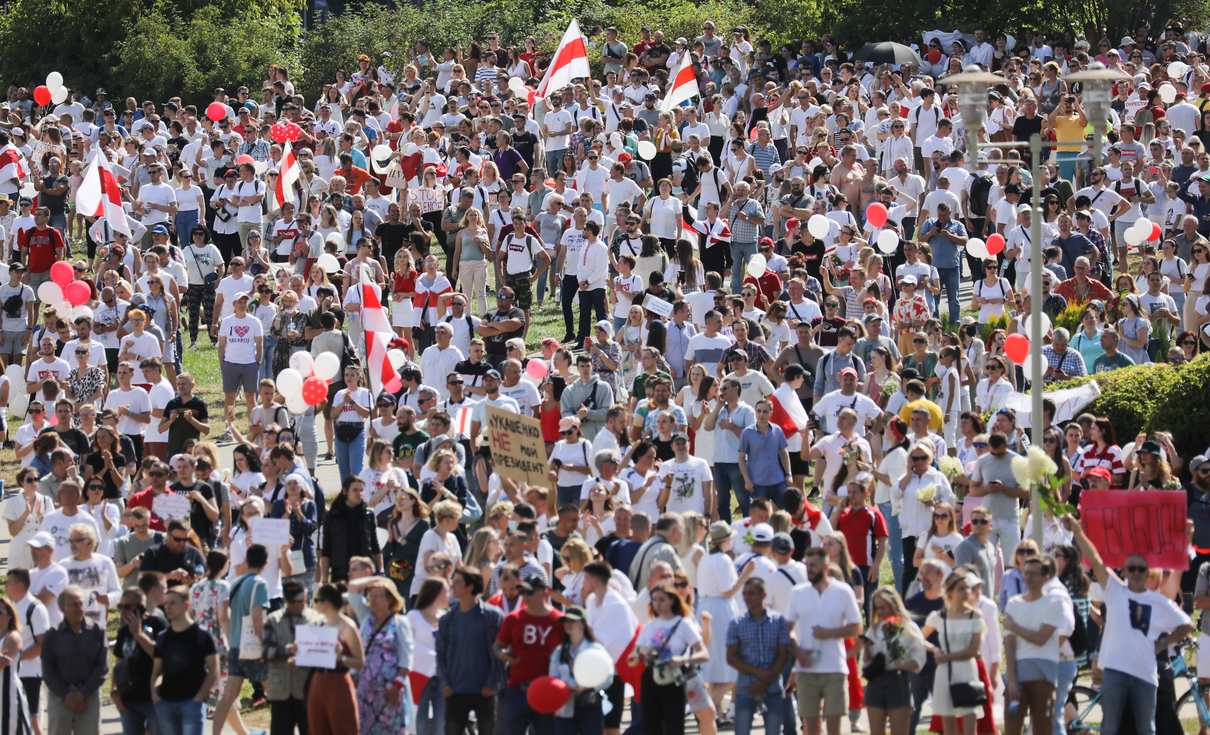 Belarusian opposition supporters rally in Minsk