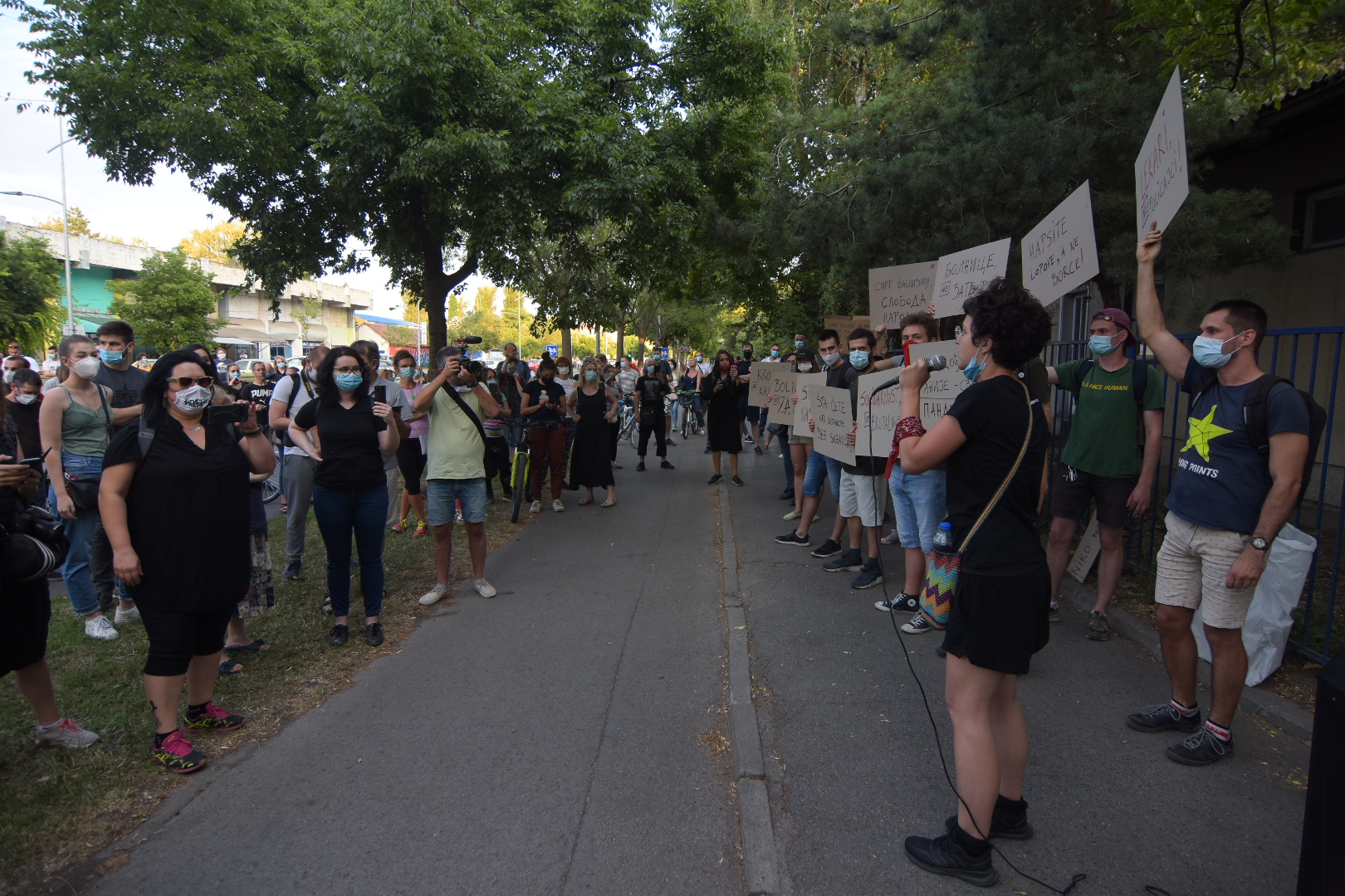 Novi Sad 16. jul 2020. Protest ispred policijske stanice u Novom Sadu Foto:Nova.rs