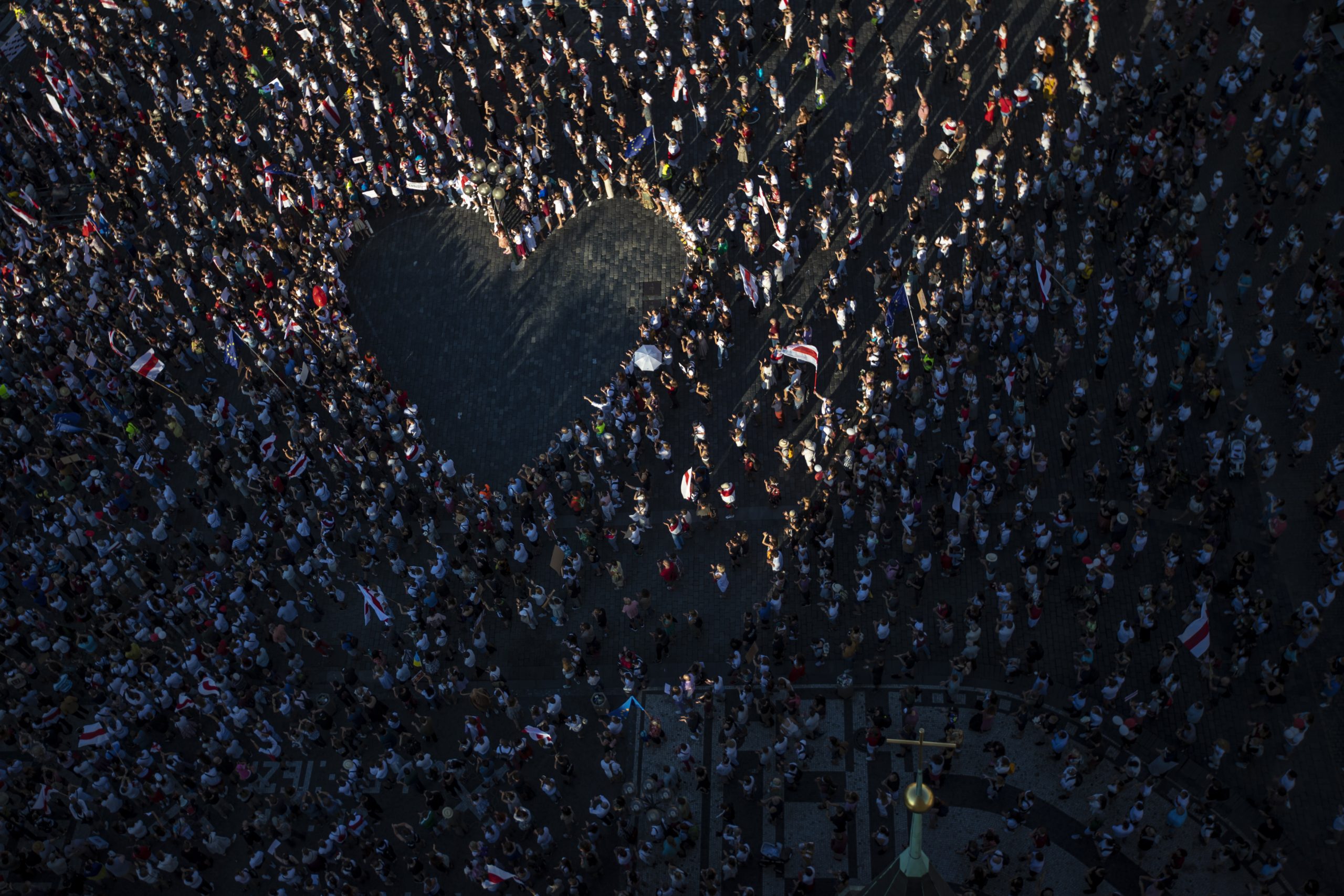 h_56278897-scaled.jpg