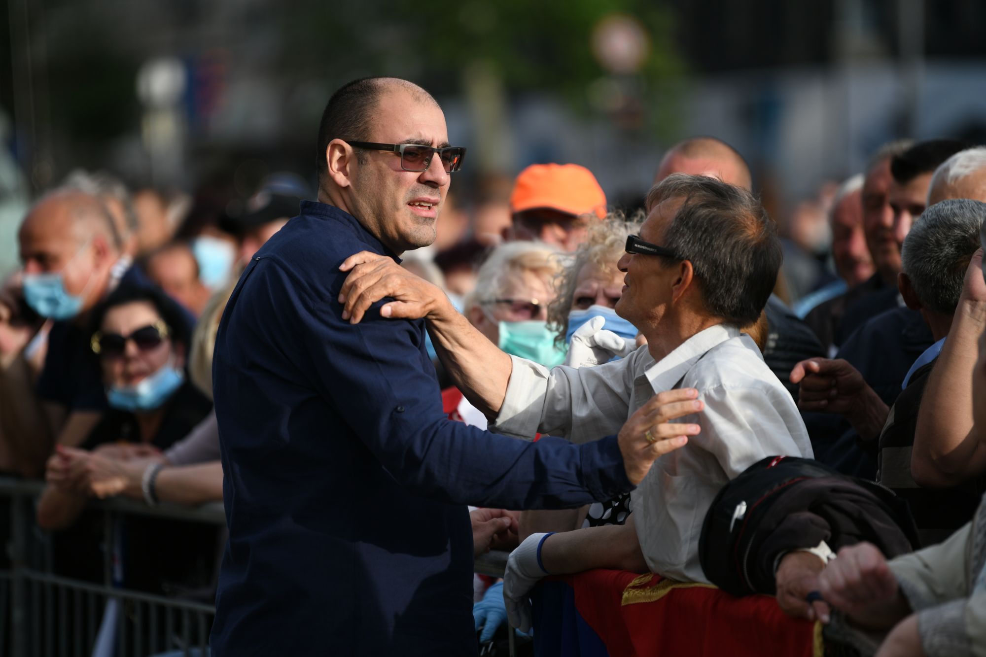 Beograd 11.05.2020.  Vladimir Đukanović, Okupljanje ispred skupštine Srbije, simpatizeri Srpske napredne stranke, SNS, policija, žandarmerija Foto:Filip Krainčanić/Nova.rs