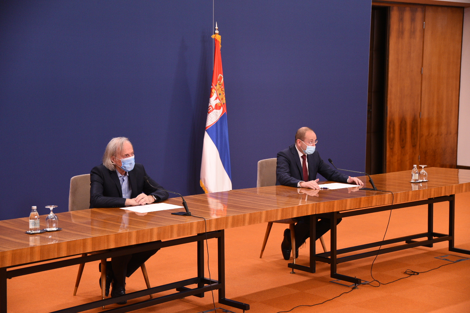 Beograd 19.07.2020. Mijomir Pelemiš, infektolog.  dr Zoran Gojković, pokrajinski sekretar za zdravstvo. Konferencija za novinare, KZN, KZŠ, Krizni štab, koronavirus Foto: Dragan Mujan/Nova.rs