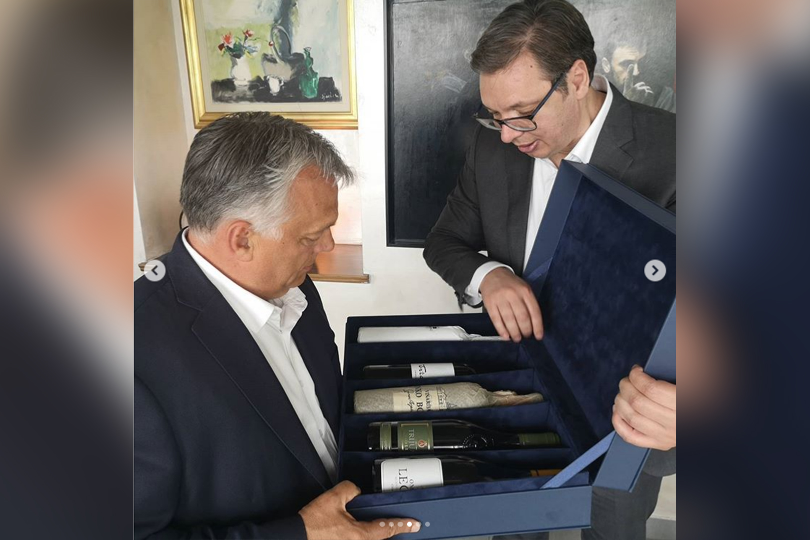 Viktor Orban, Aleksandar Vucic, pokloni