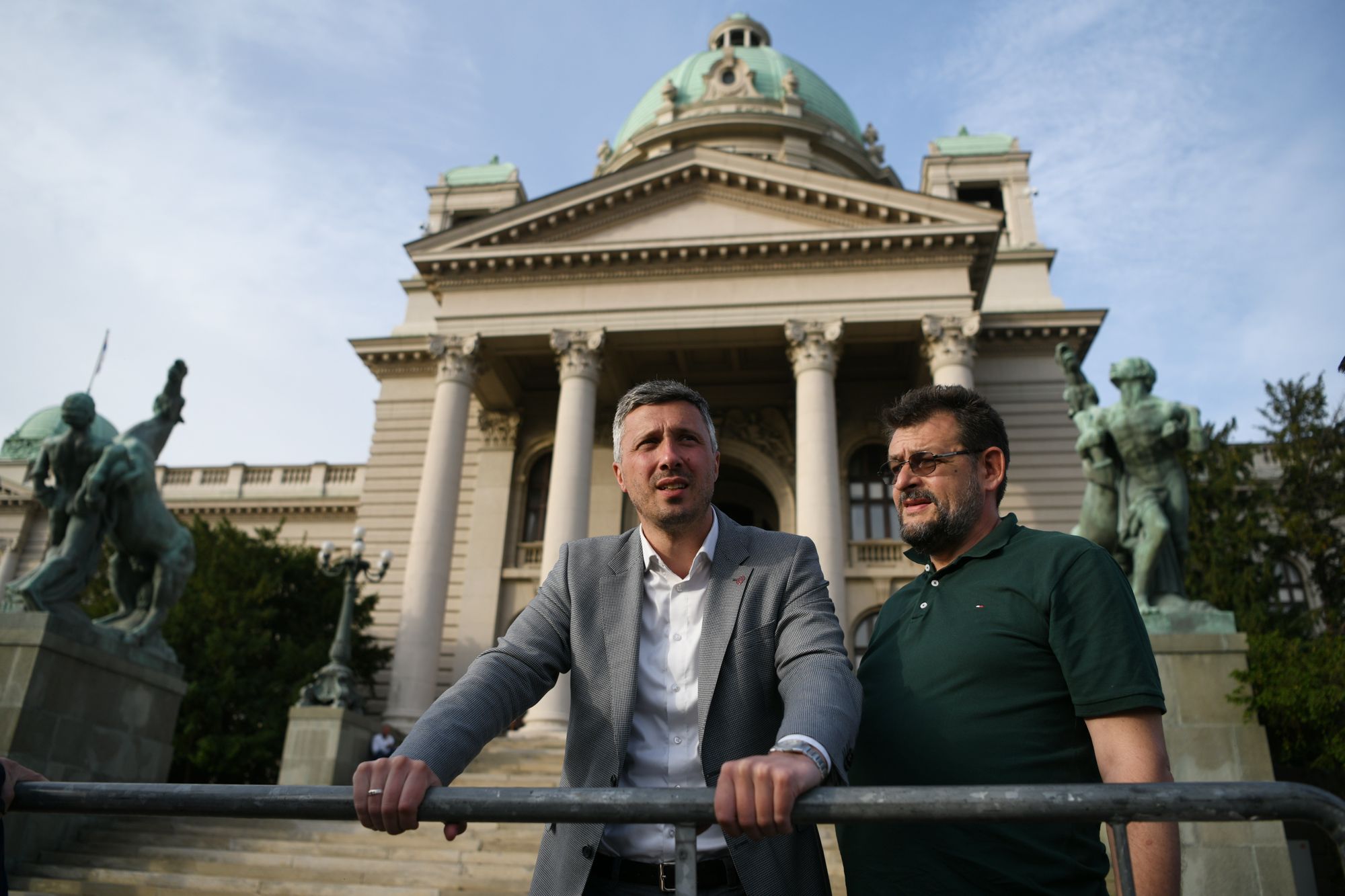 Beograd 15.05.2020. Boško obradović, Skupstina Srbije, protest, spaljivanje diploma performas Foto:Filip Krainčanić